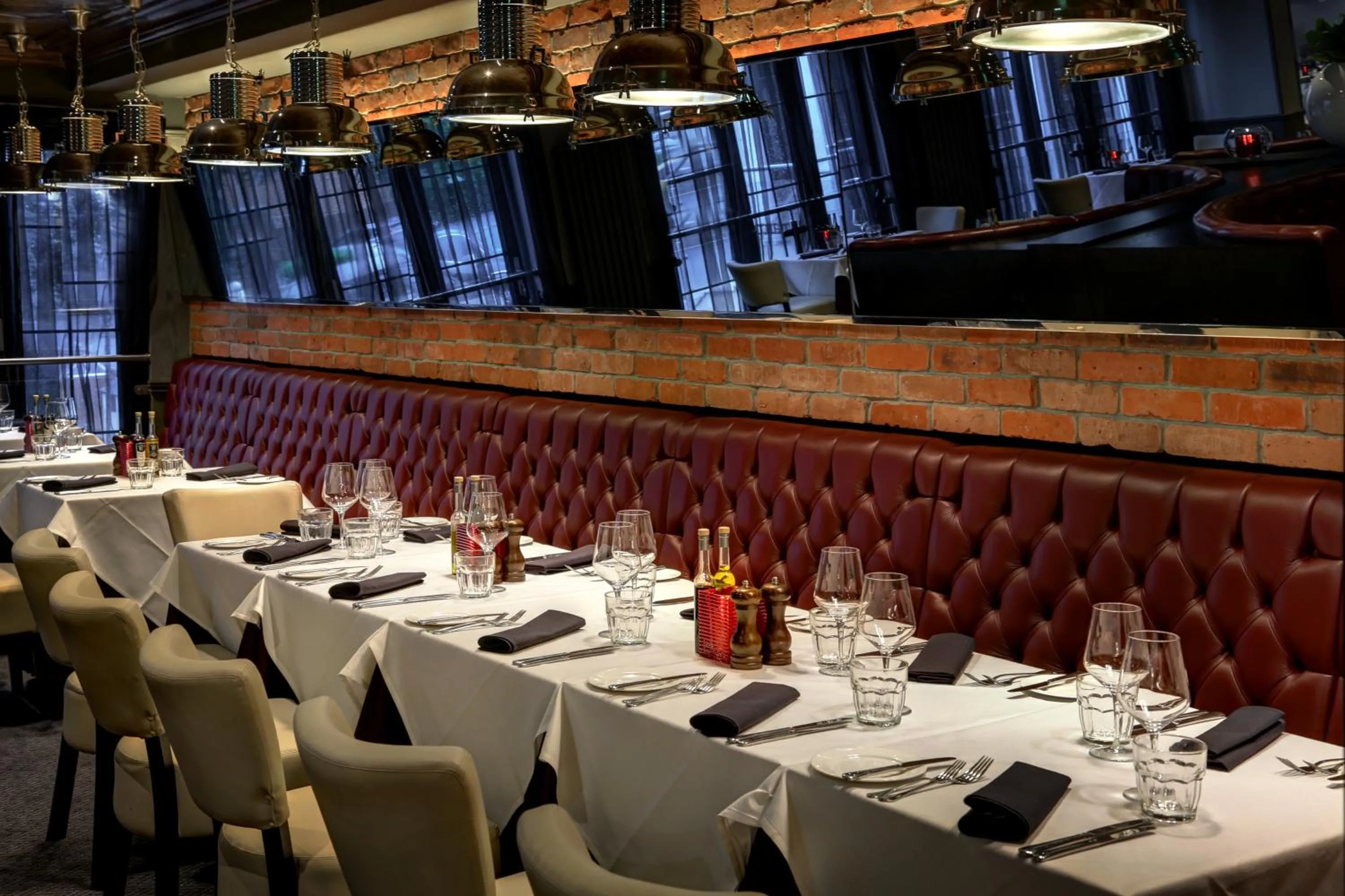 Restaurant/places to eat in Best Western Premier EMA Yew Lodge Hotel