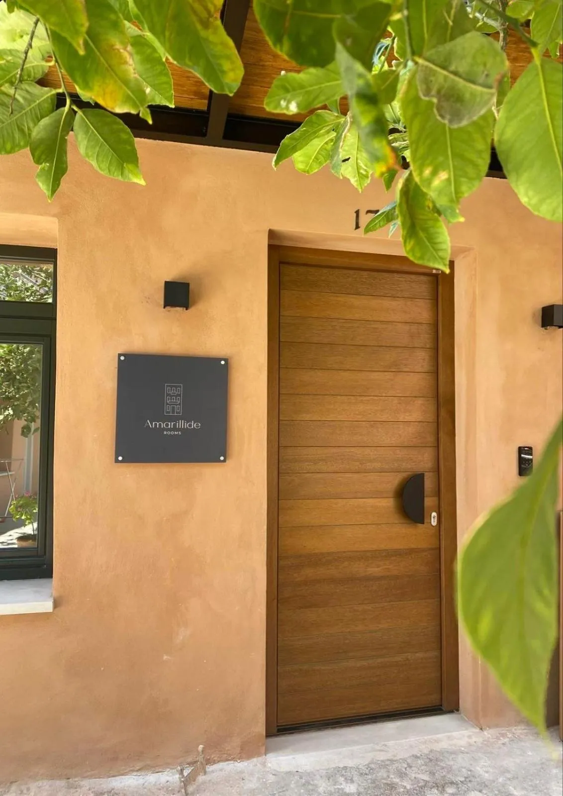 Amarillide rooms