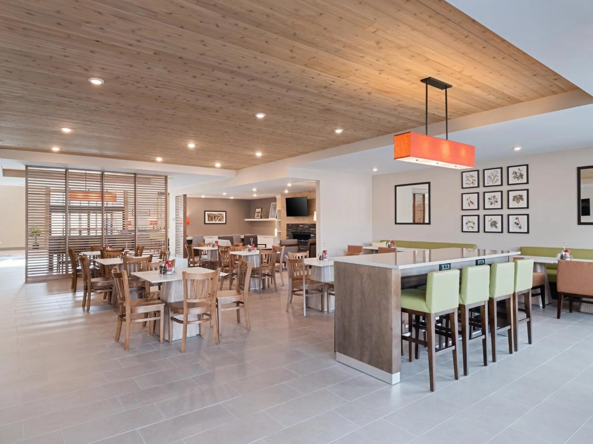 Property building in voco Moab by IHG