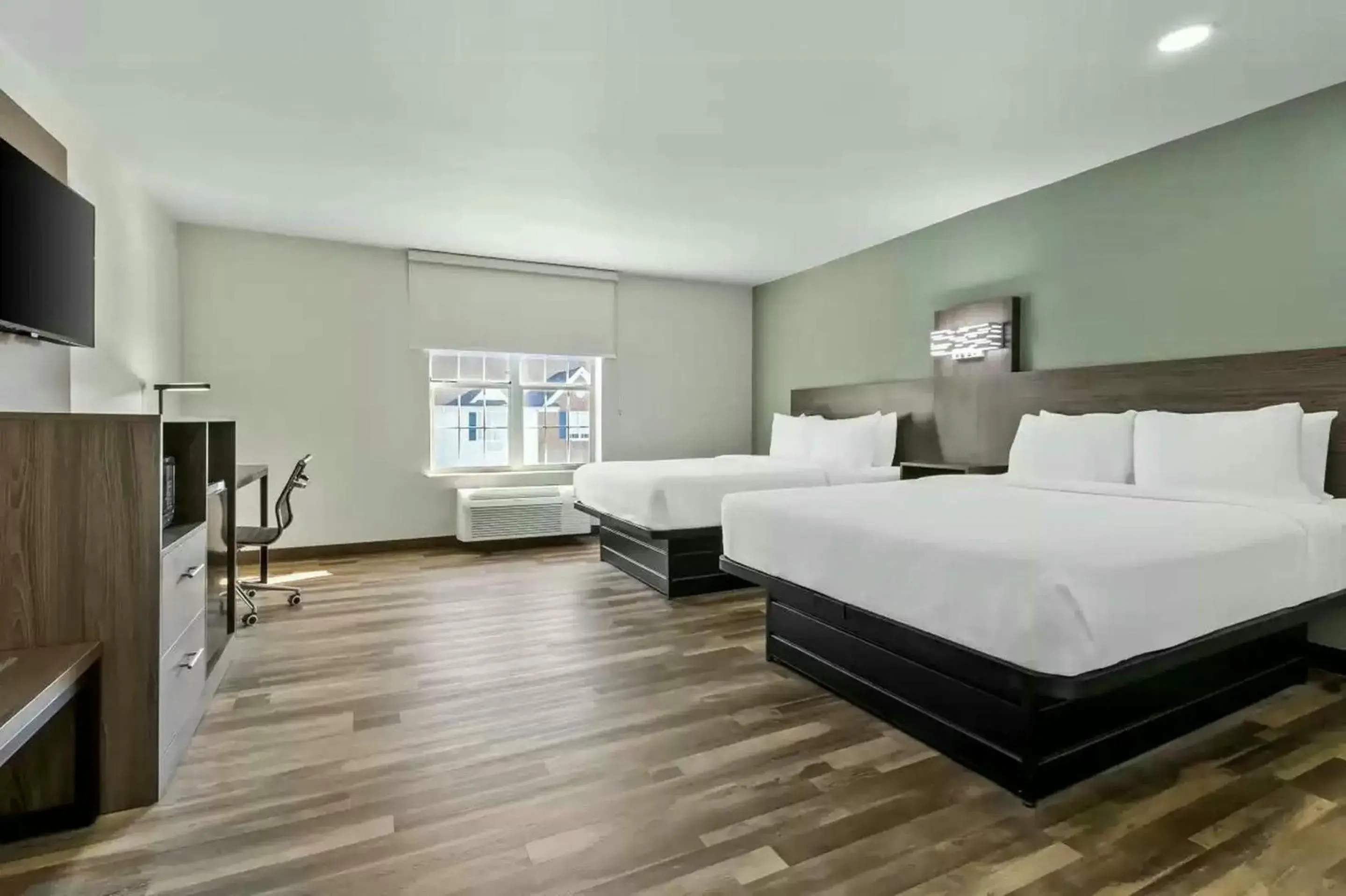 Bed in Quality Inn & Suites Columbia Harbison Bed in Quality Inn & Suites Columbia Harbison