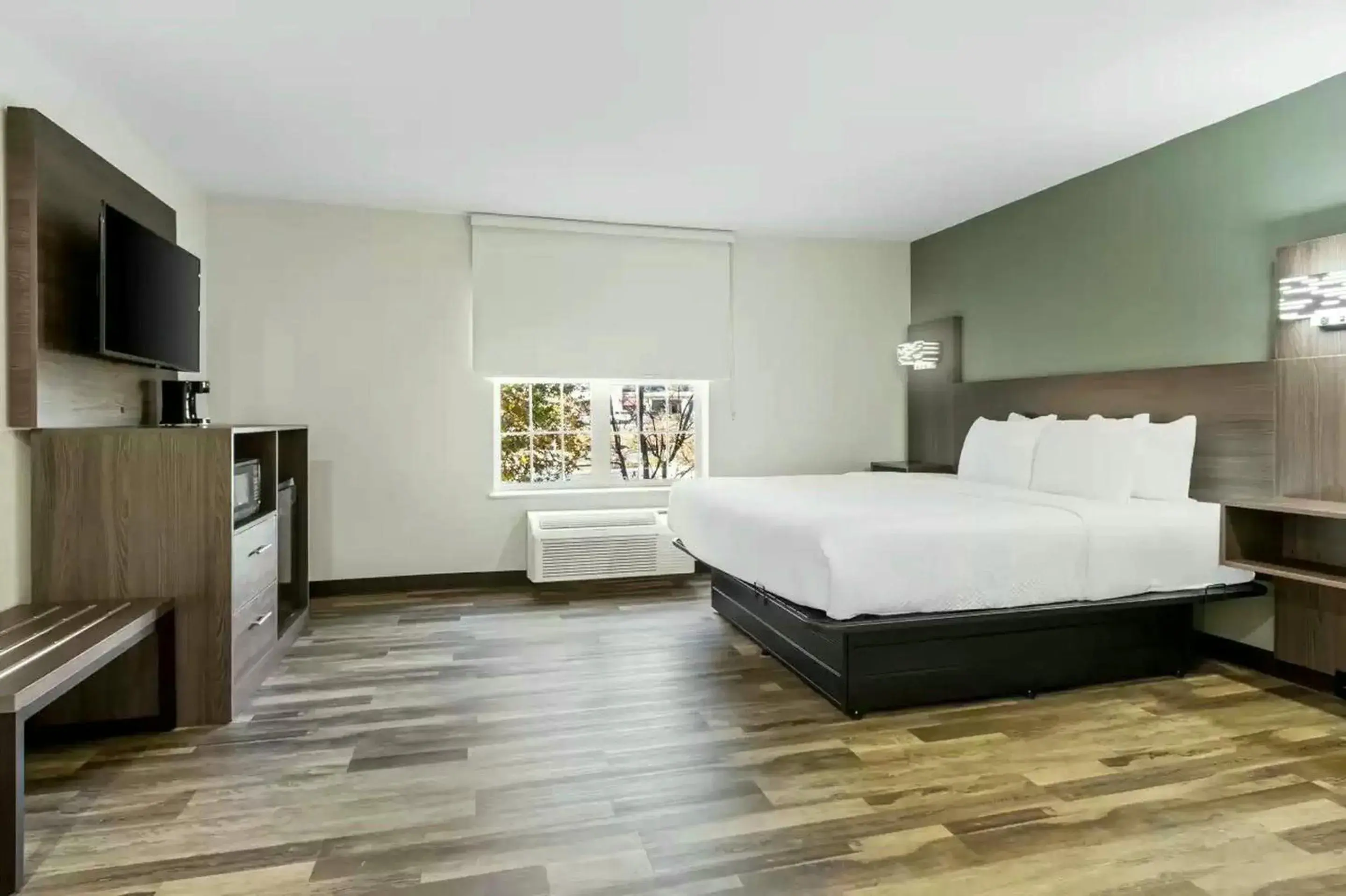 Bed in Quality Inn & Suites Columbia Harbison Bed in Quality Inn & Suites Columbia Harbison