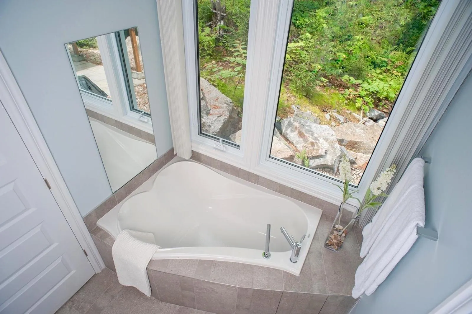 Bathroom in Belle de Nuit