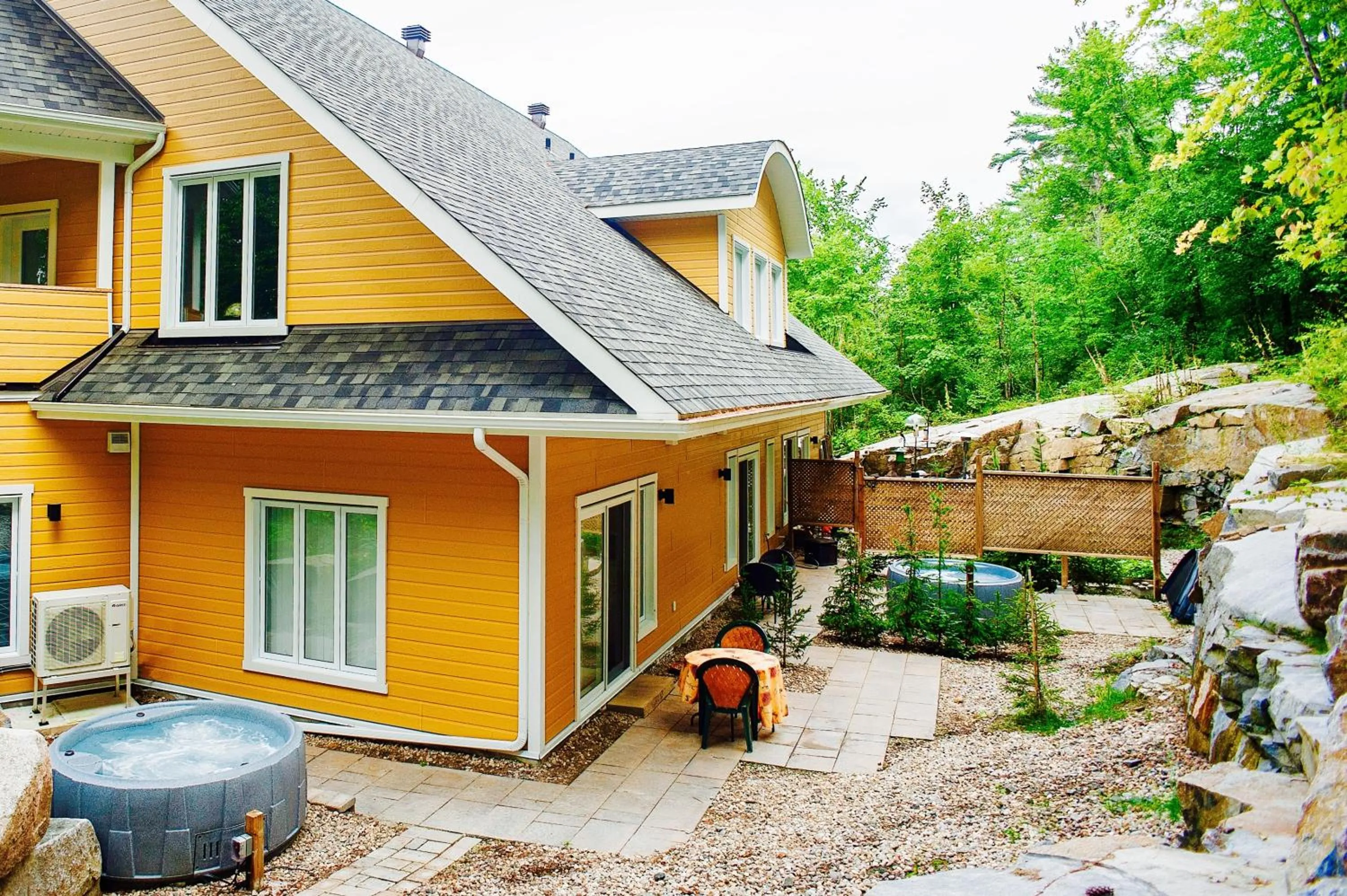 Garden view in Belle de Nuit