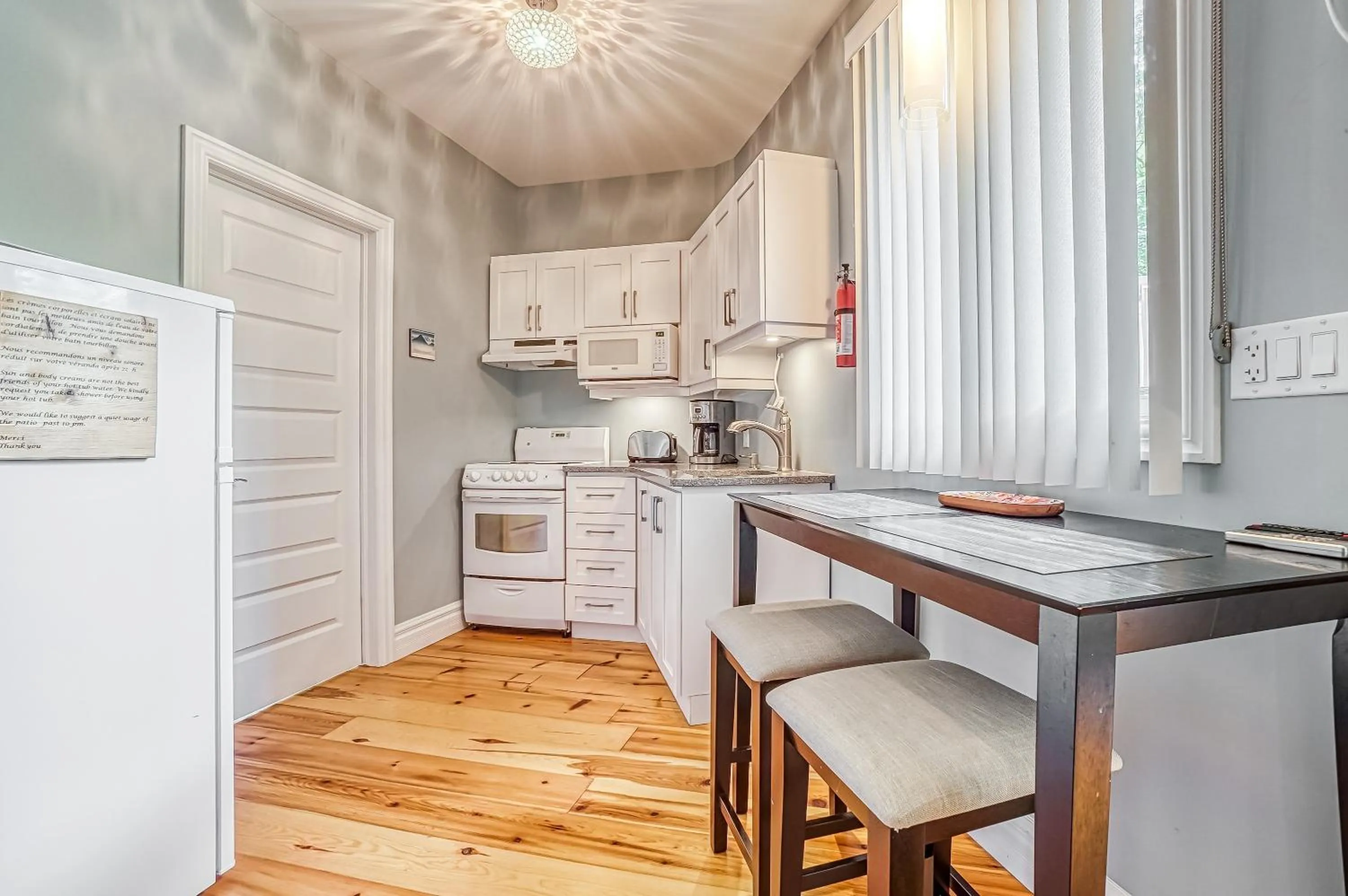 Kitchen or kitchenette in Belle de Nuit