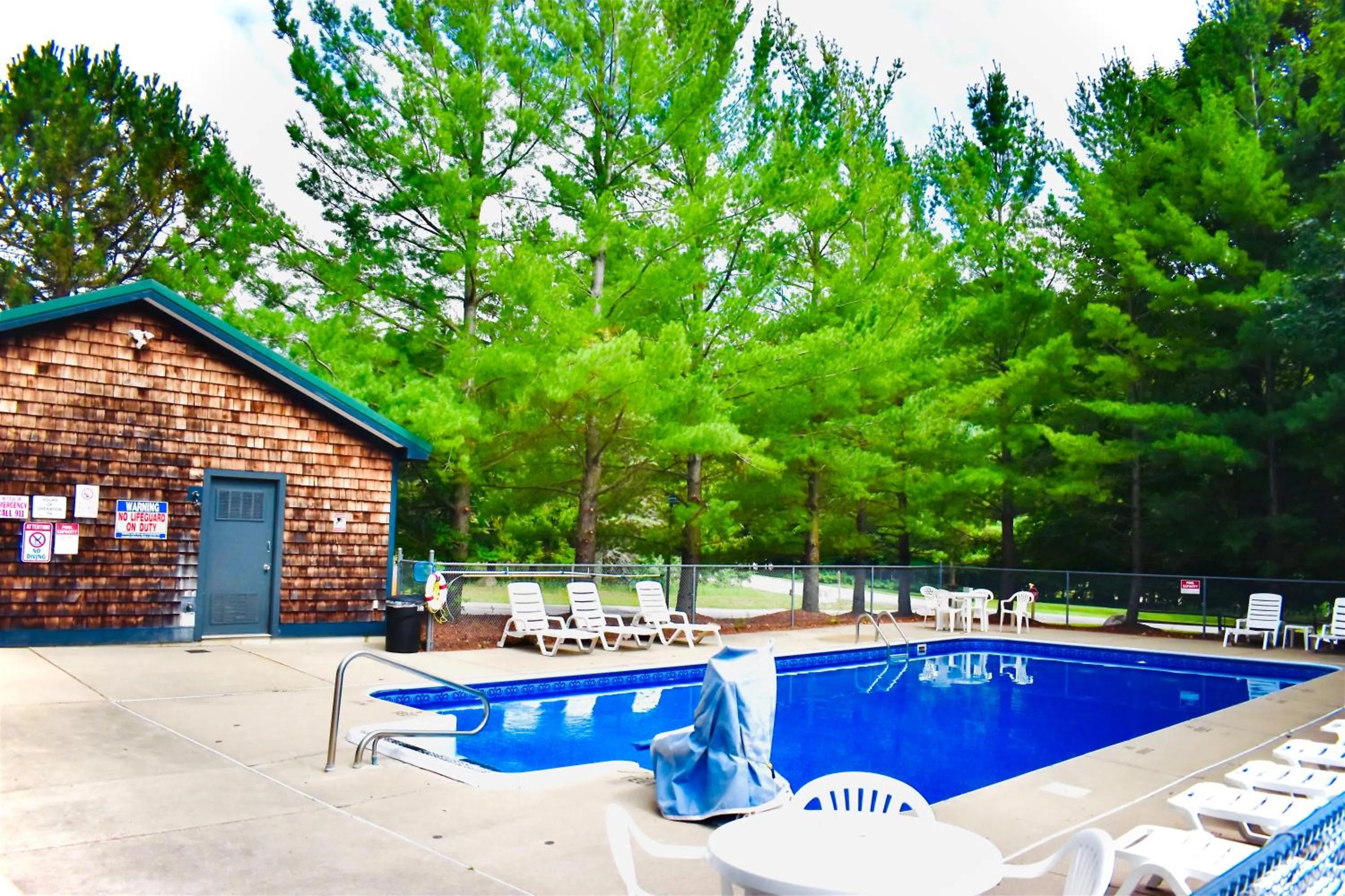 Day in 4 Season Fun at Legend Cottage Inn