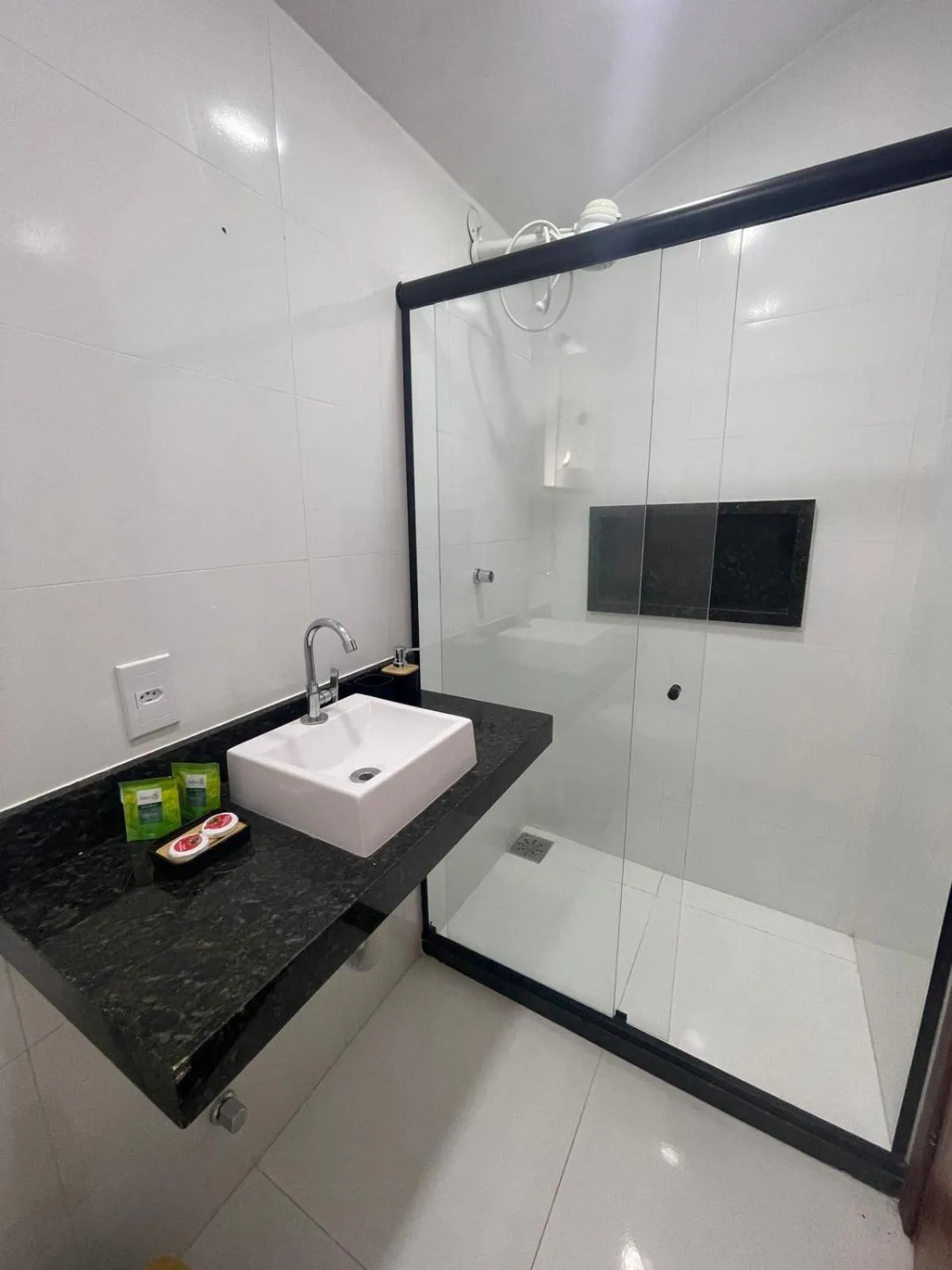 Shower in Do Adriano Suites