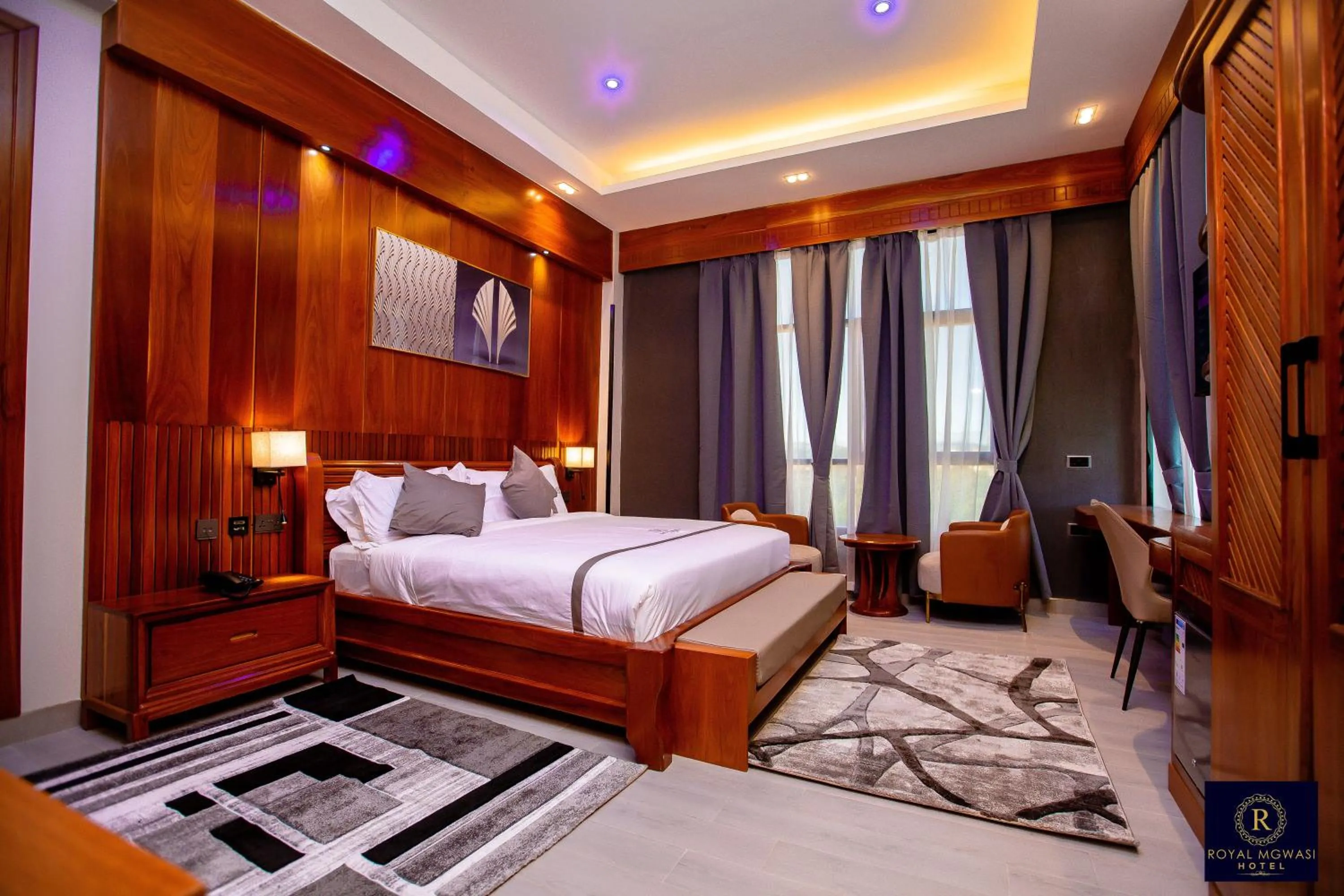 Bed in Royal Mgwasi Hotel