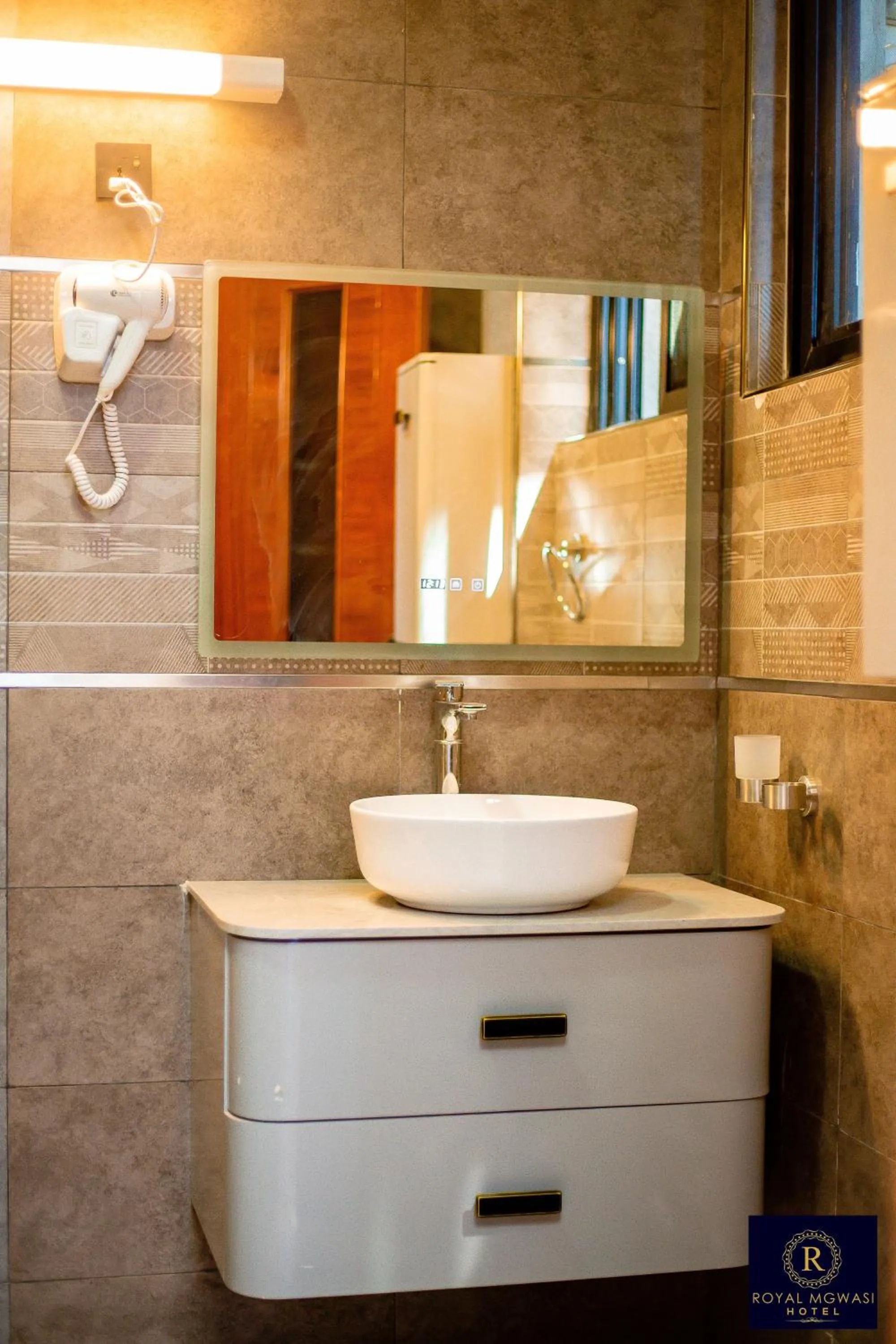 Bathroom in Royal Mgwasi Hotel