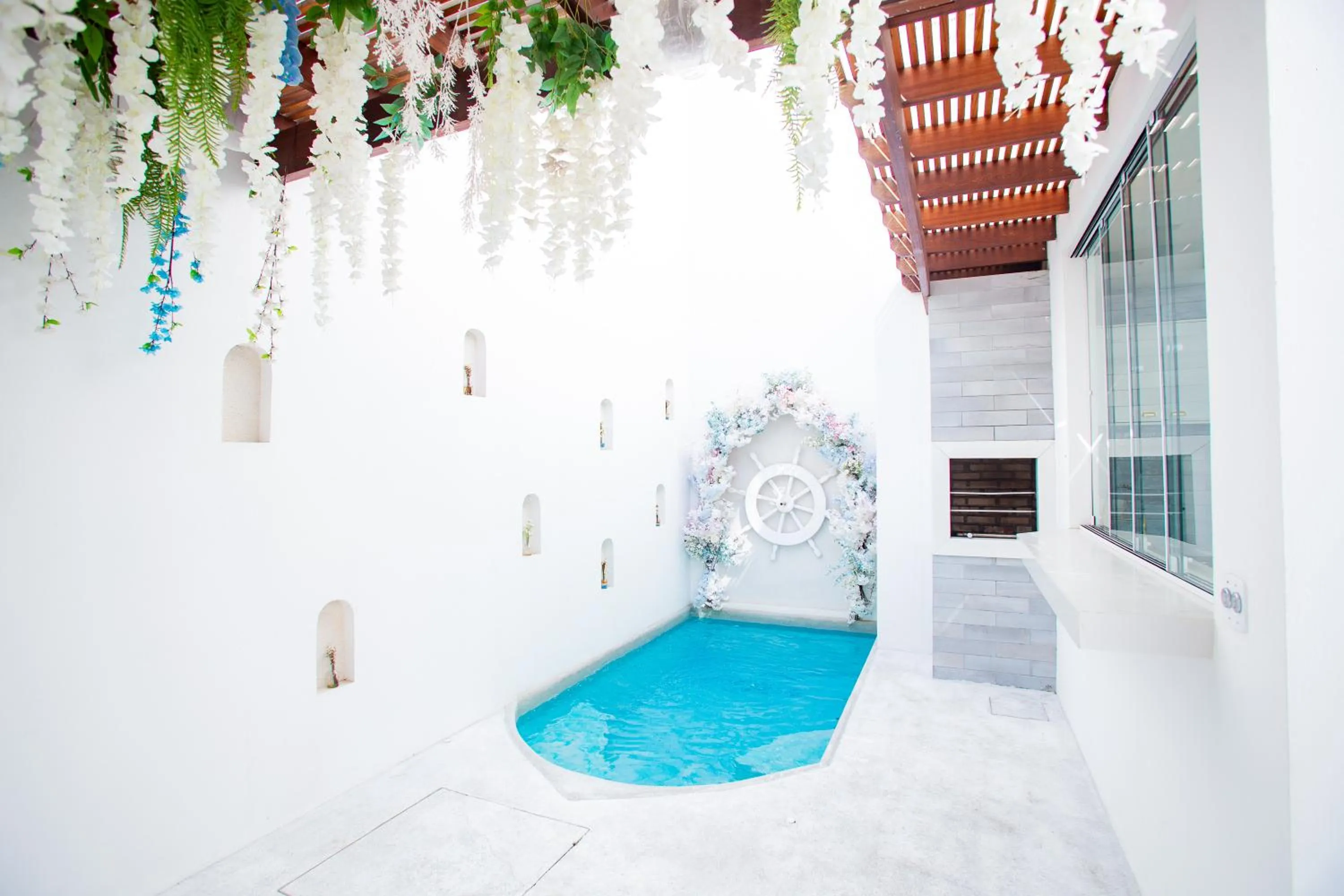 Swimming pool in D'Blue Búzios Hotel Boutique