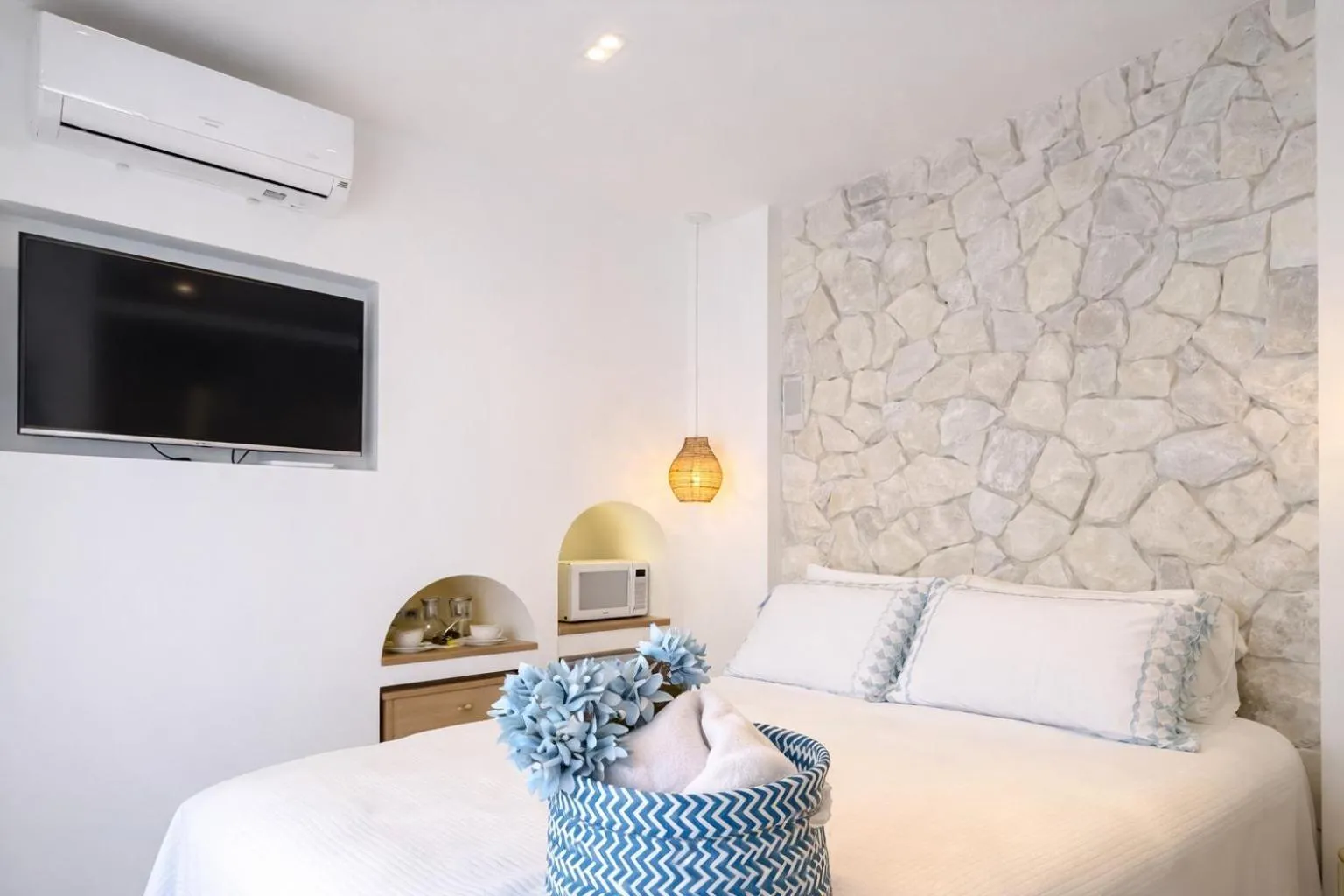 Photo of the whole room, Bed in D'Blue Búzios Hotel Boutique