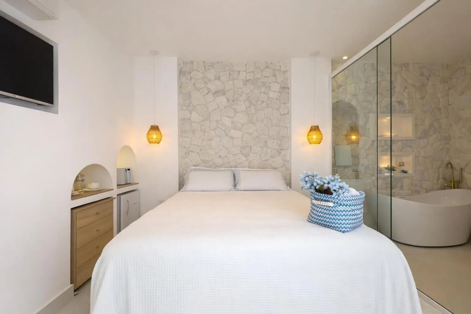 Photo of the whole room, Bed in D'Blue Búzios Hotel Boutique