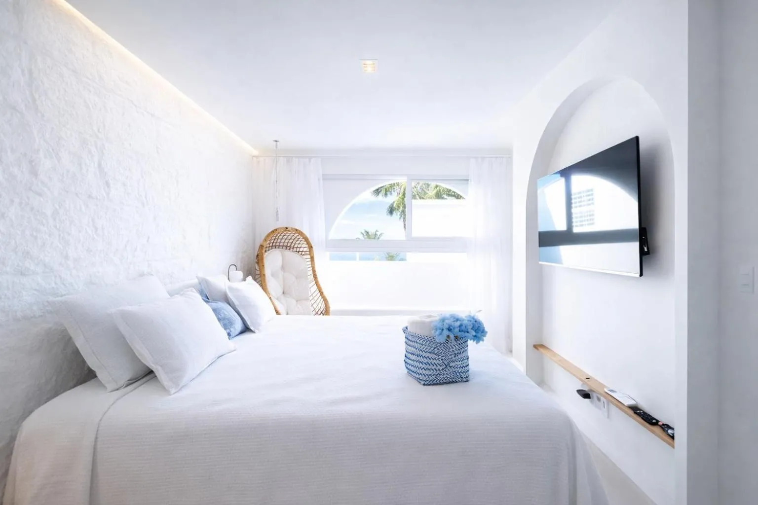 Photo of the whole room, Bed in D'Blue Búzios Hotel Boutique
