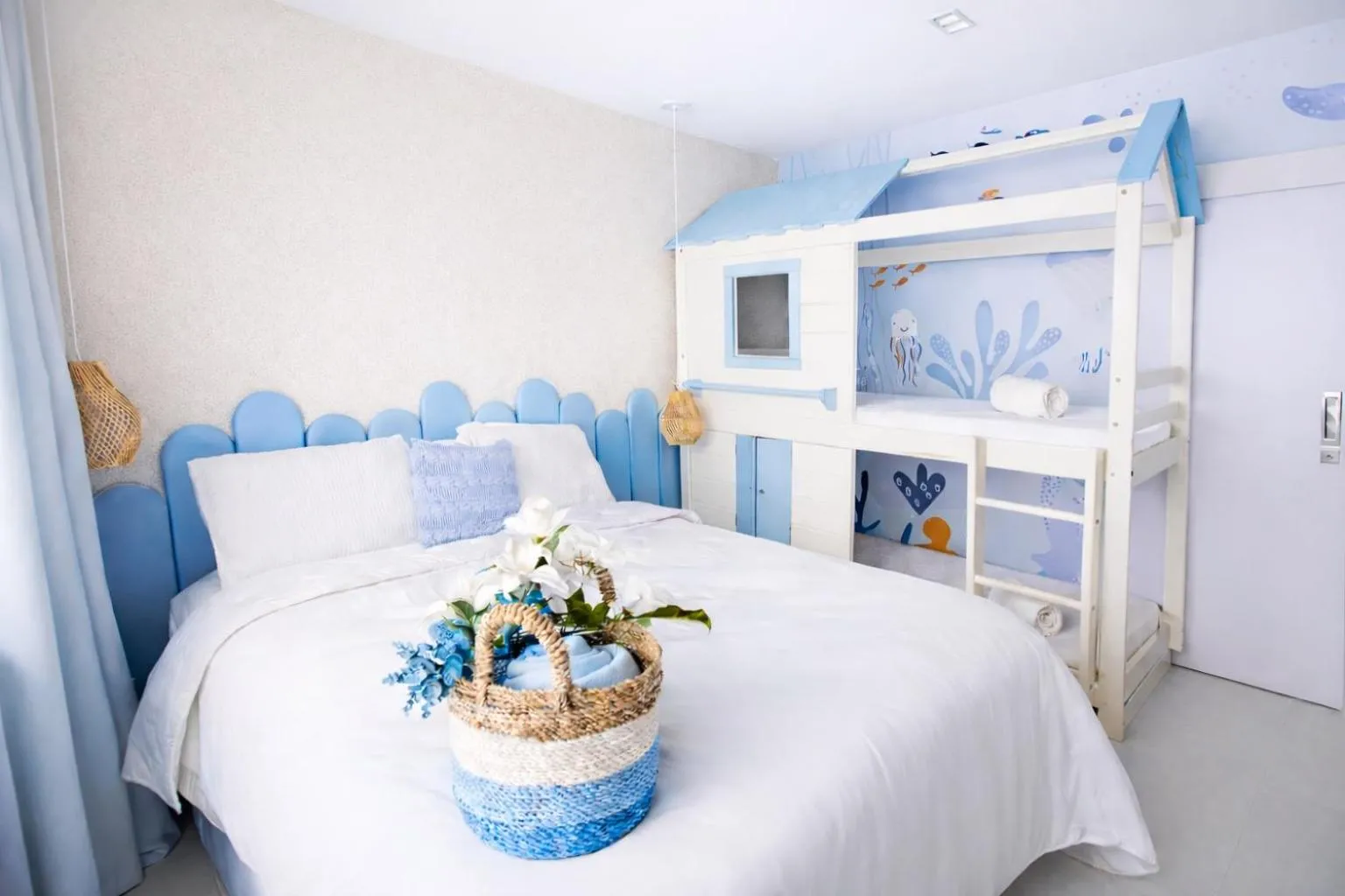 Photo of the whole room, Bed in D'Blue Búzios Hotel Boutique