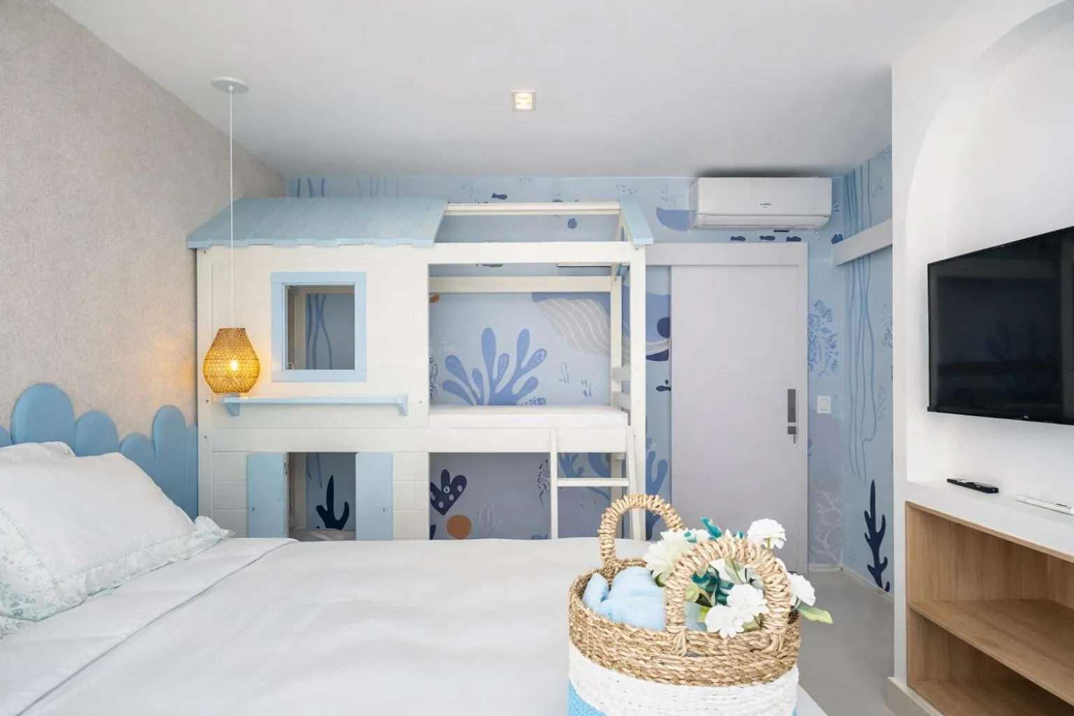 Photo of the whole room, Bed in D'Blue Búzios Hotel Boutique