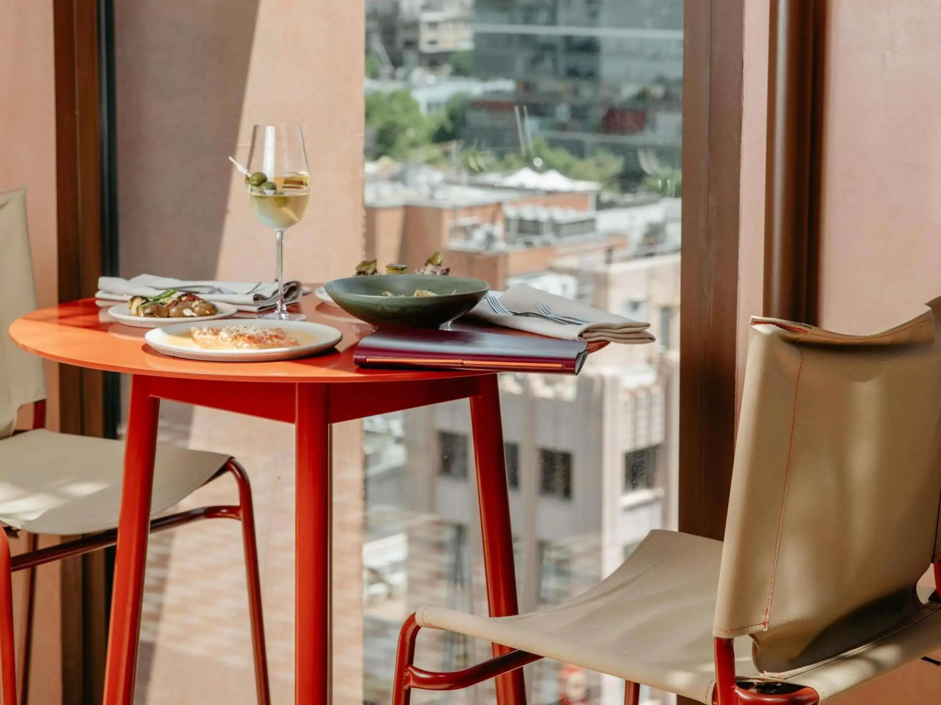 Restaurant/places to eat in Hyde Melbourne Place Restaurant/places to eat in Hyde Melbourne Place