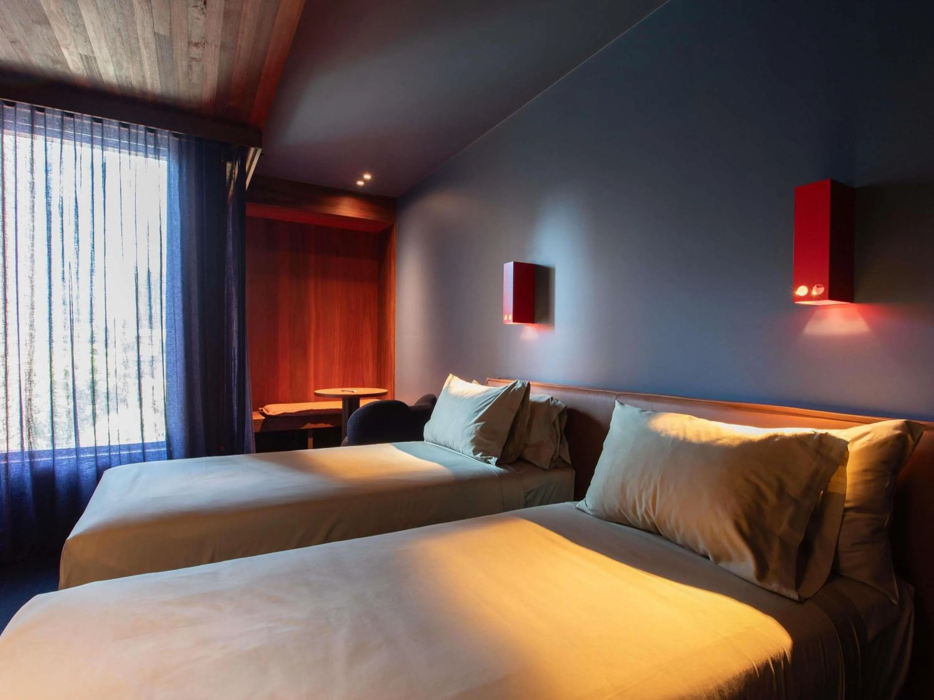 Bedroom, Bed in Hyde Melbourne Place