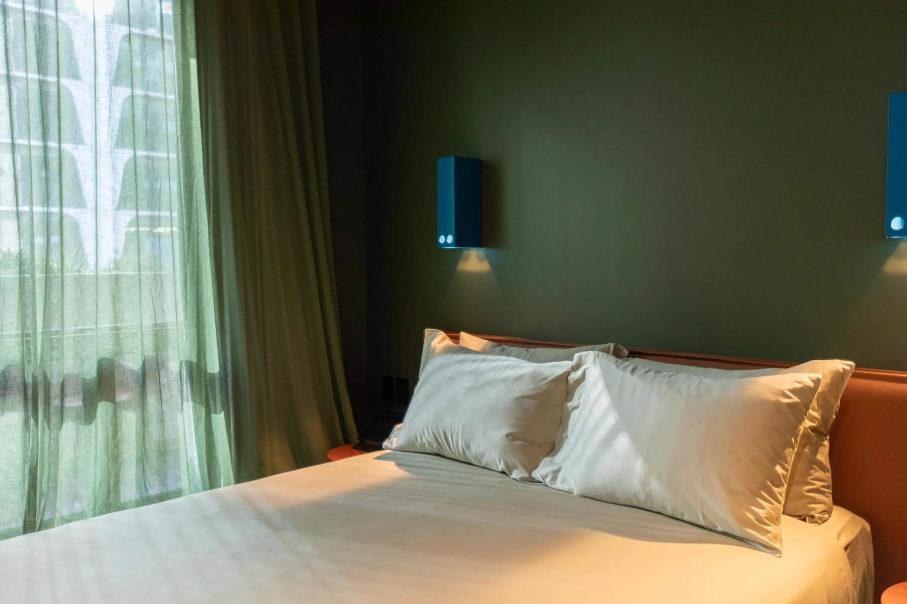 Bed in Hyde Melbourne Place