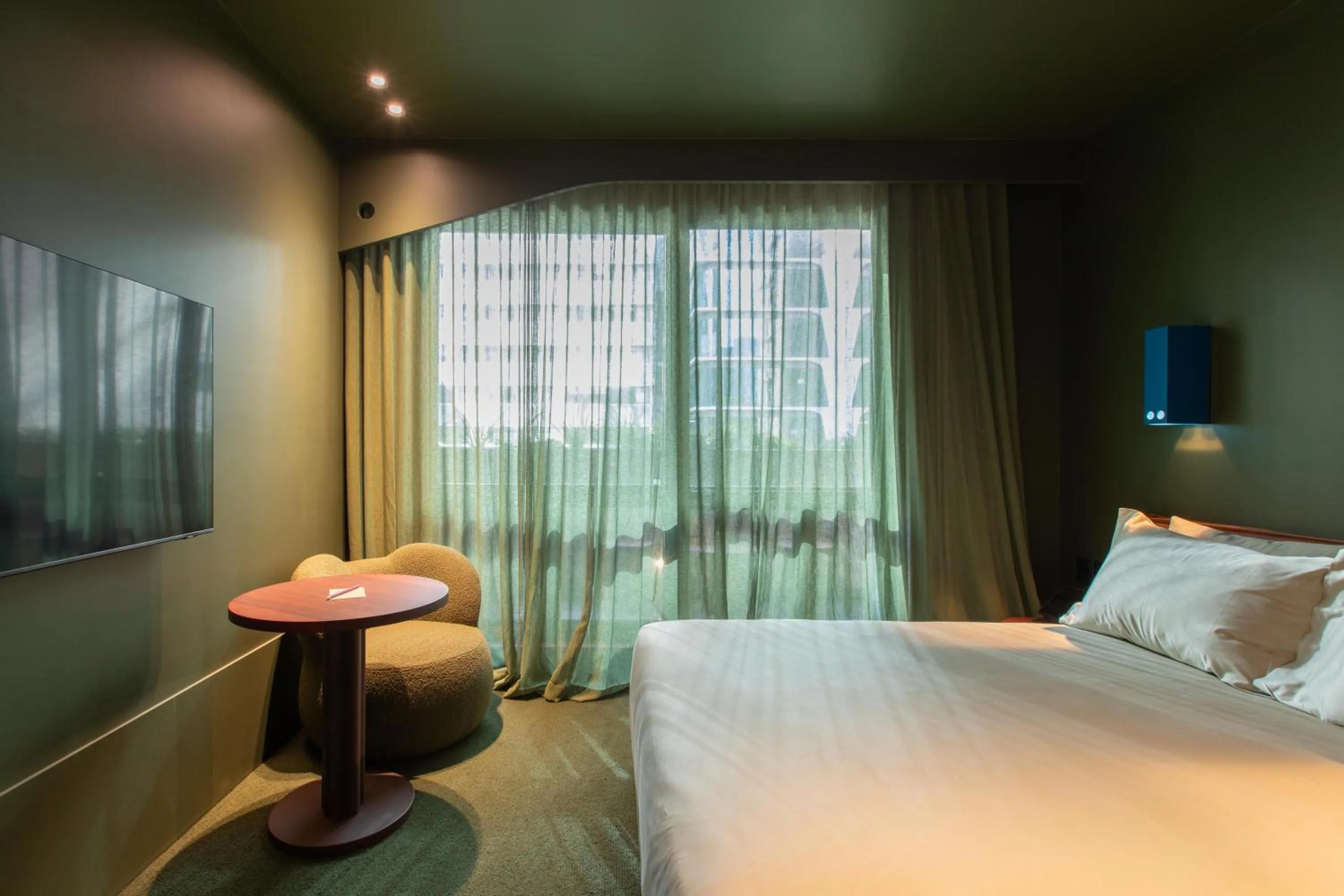 Bed in Hyde Melbourne Place