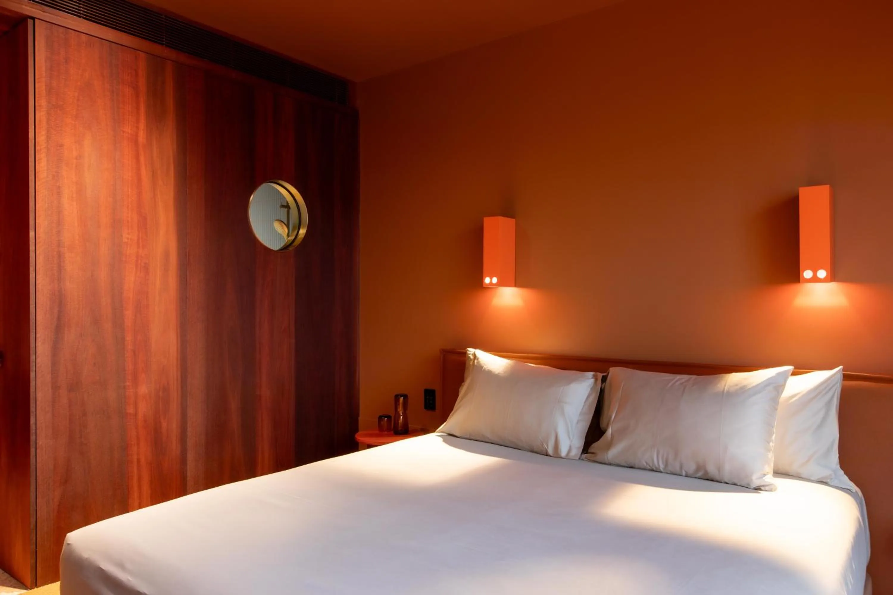 Bed in Hyde Melbourne Place