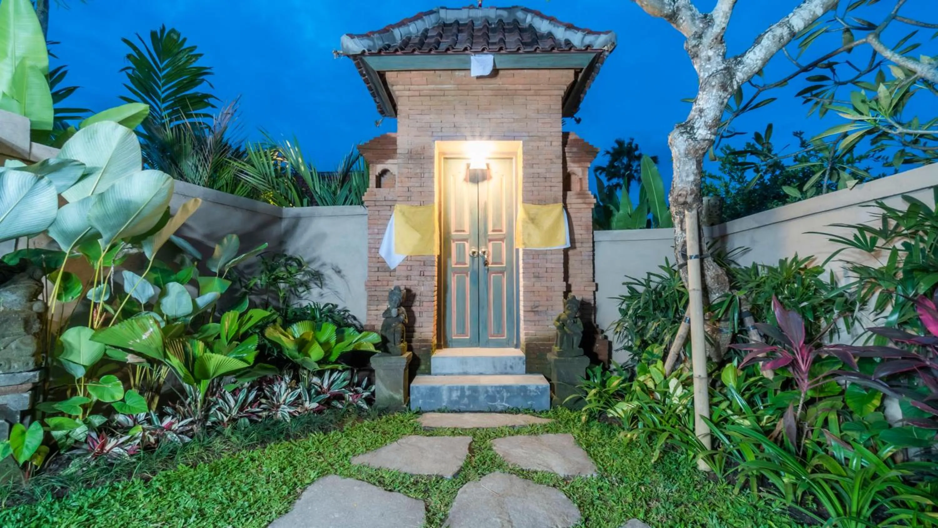 Property building in The Puspa Villa