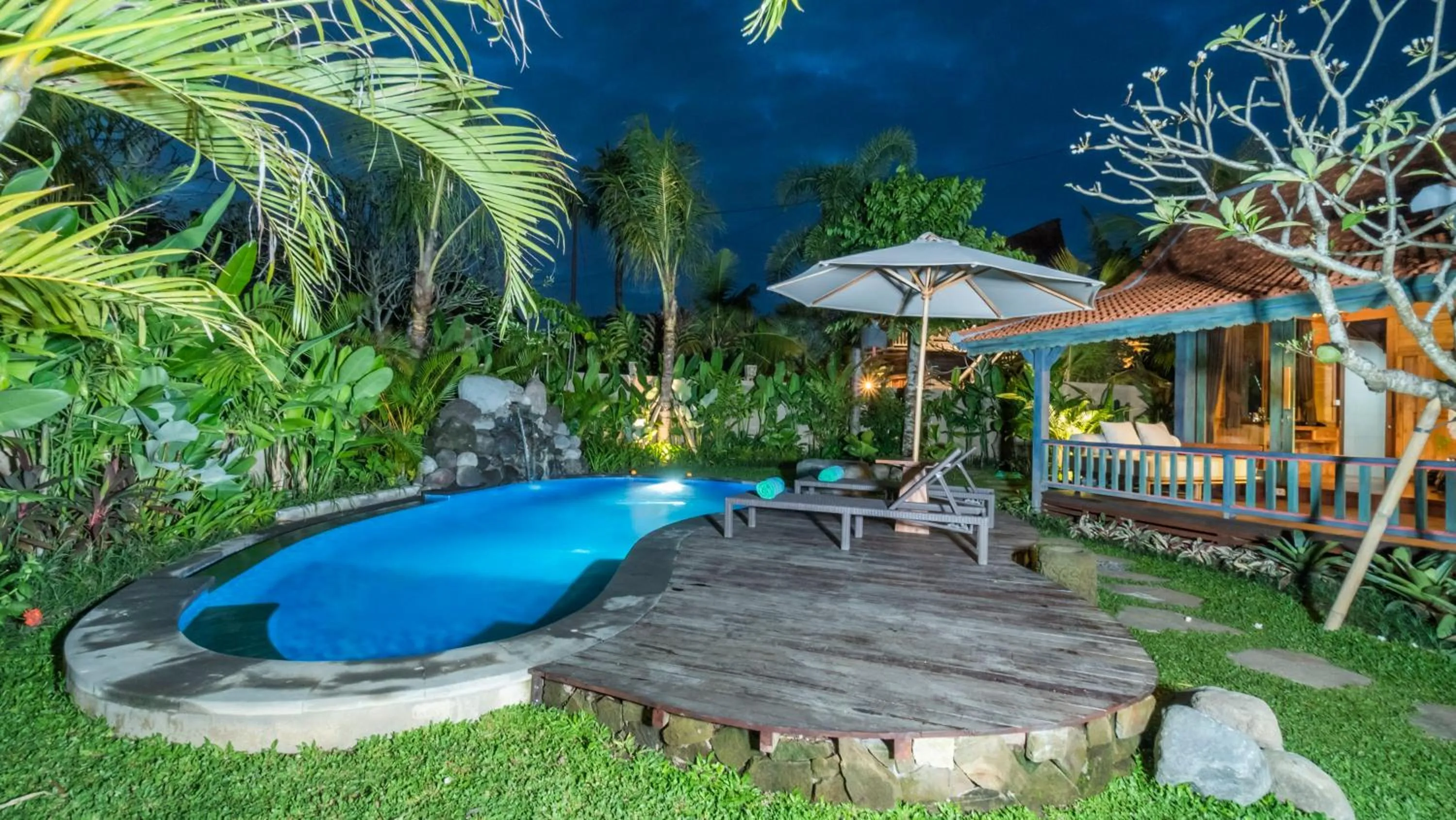 Swimming pool in The Puspa Villa