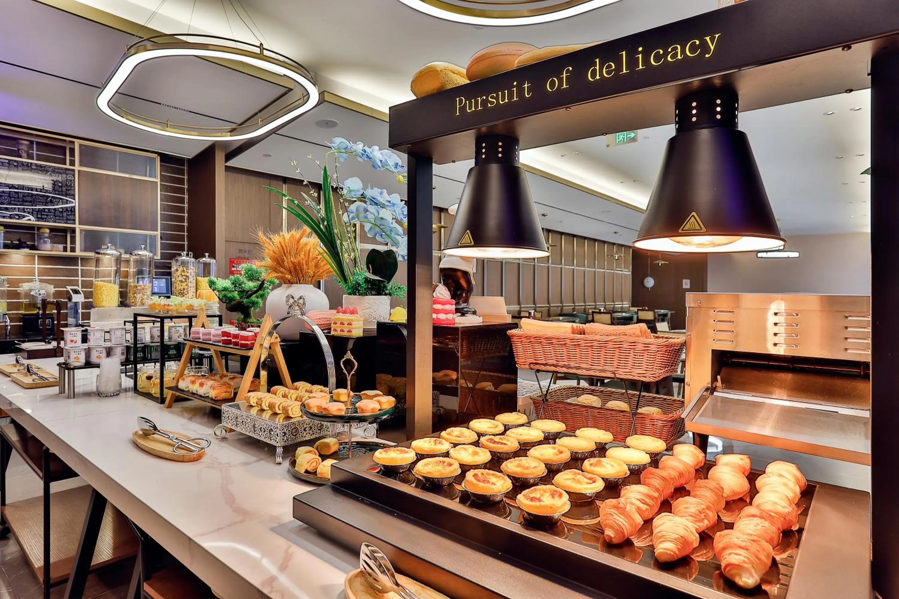 Buffet breakfast in UrCove by Hyatt Jiashan Centre