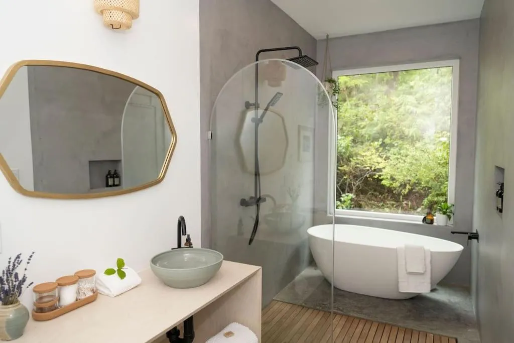 White Haus 2 - Rainforest heaven close to beaches
