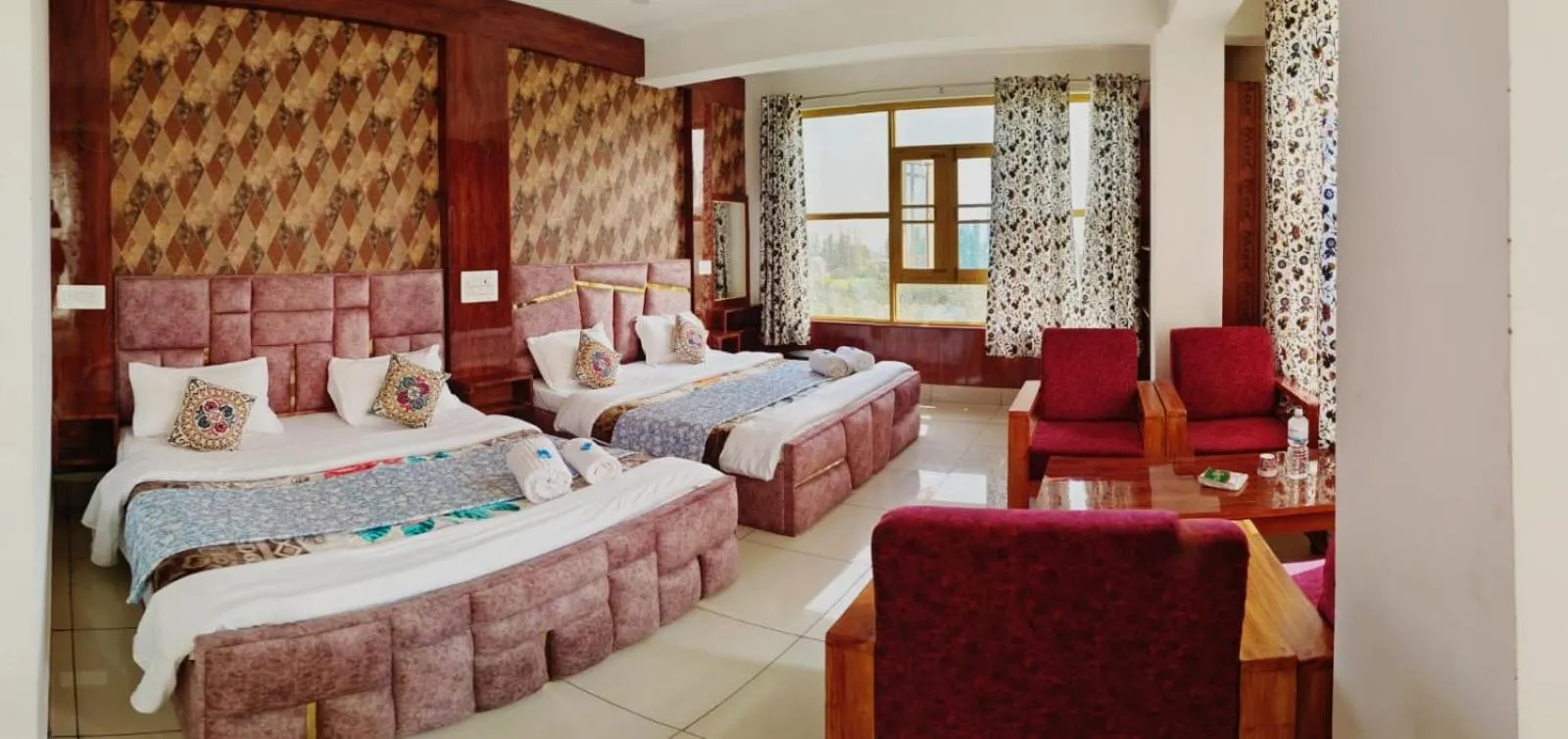 Photo of the whole room, Bed in Gulmarg GS Residency Hotel