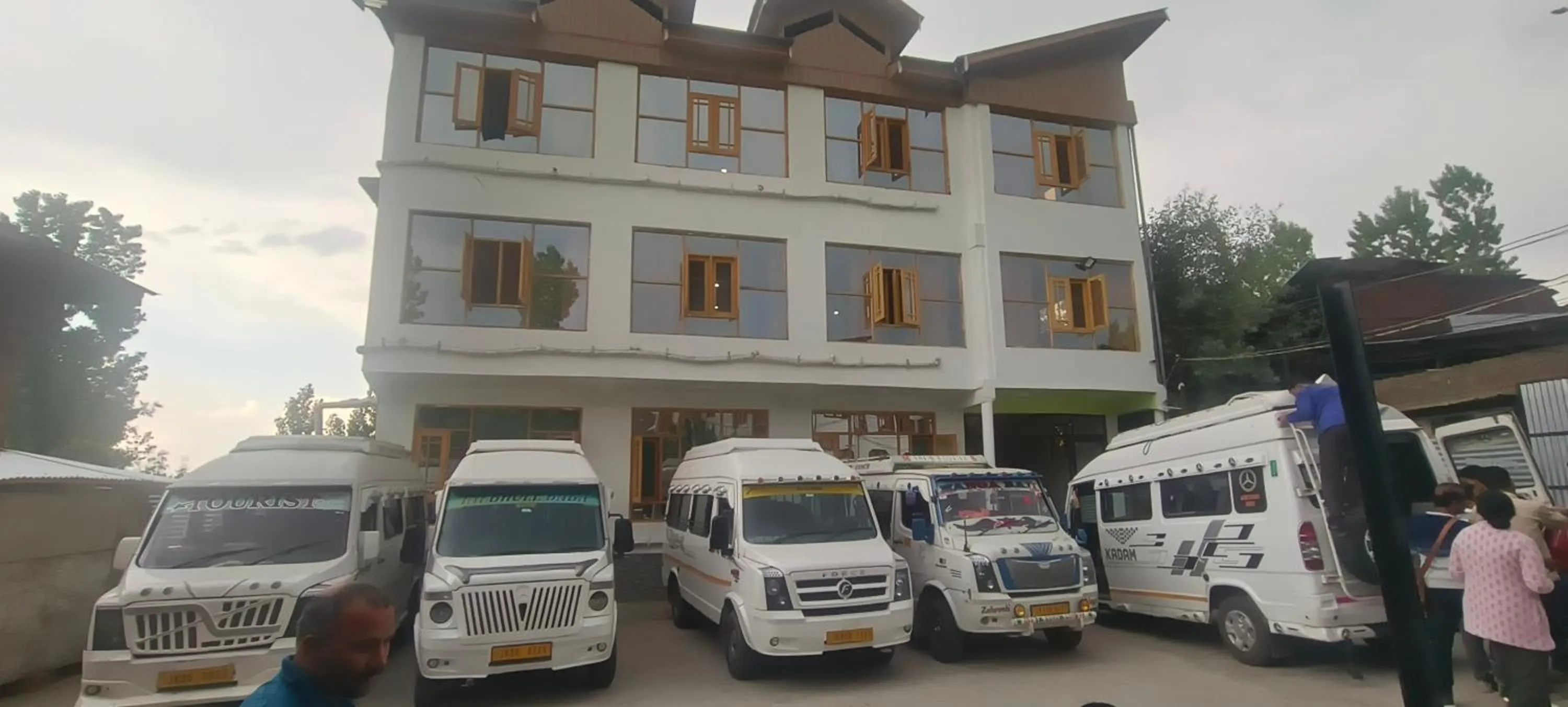 group of guests in Gulmarg GS Residency Hotel