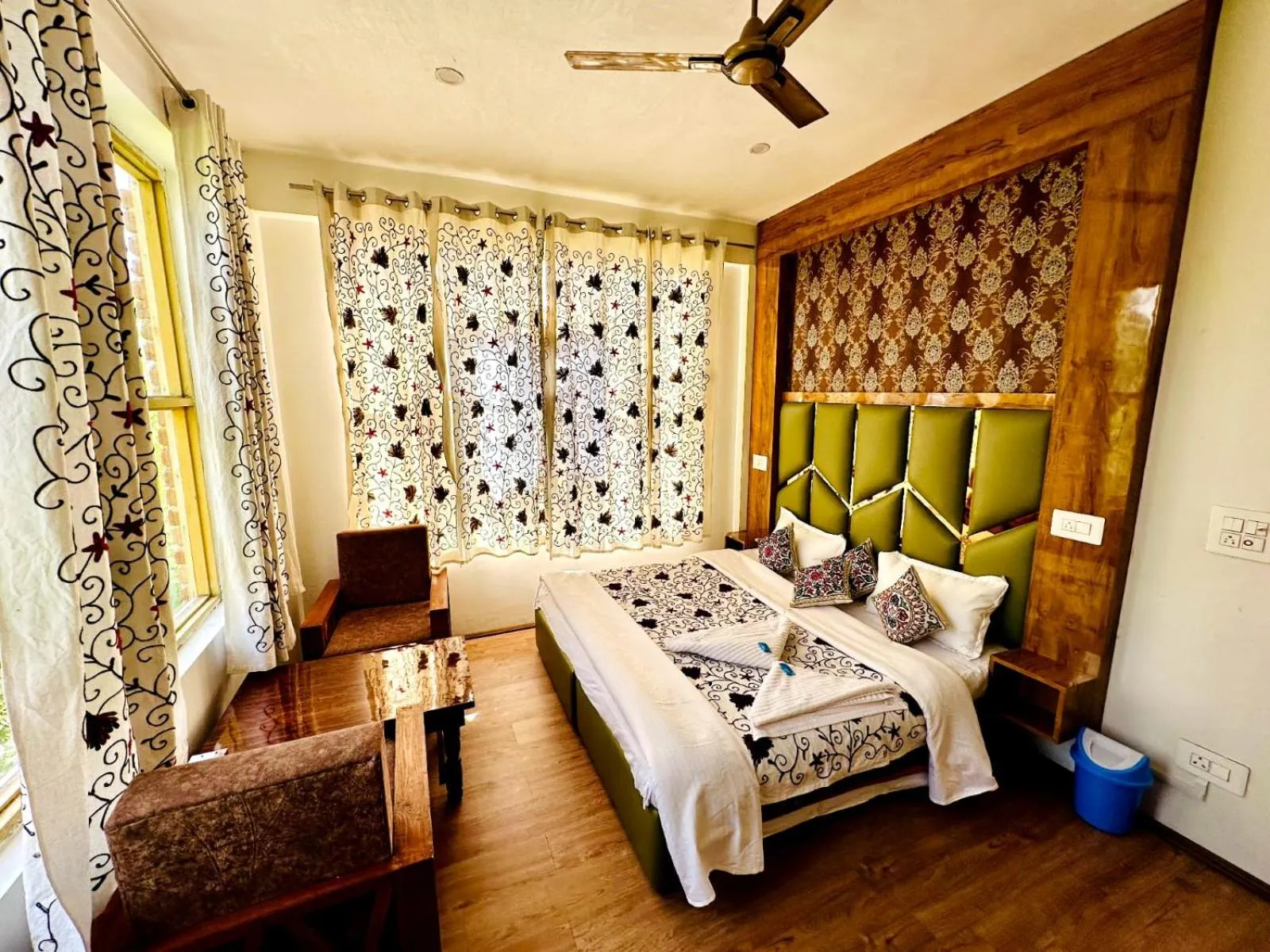 Bed in Gulmarg GS Residency Hotel
