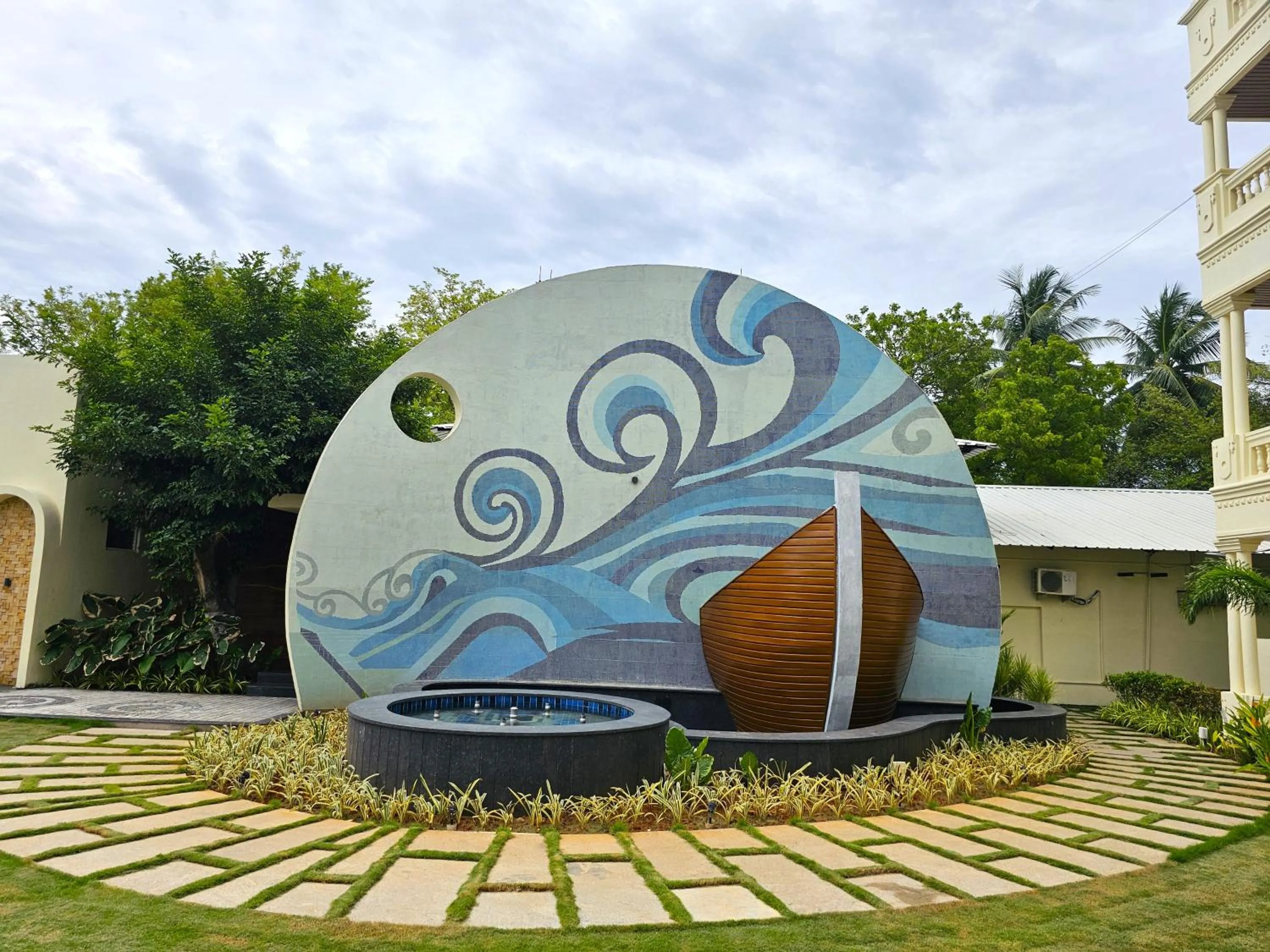 Swimming pool in Sathyam Grand Resorts, Sriperumbudur