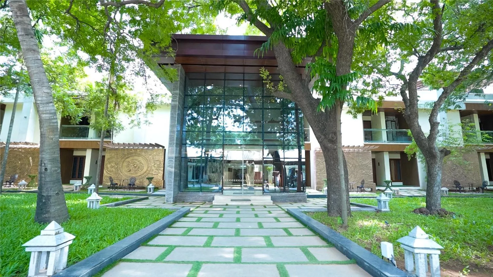 Lobby or reception in Sathyam Grand Resorts, Sriperumbudur