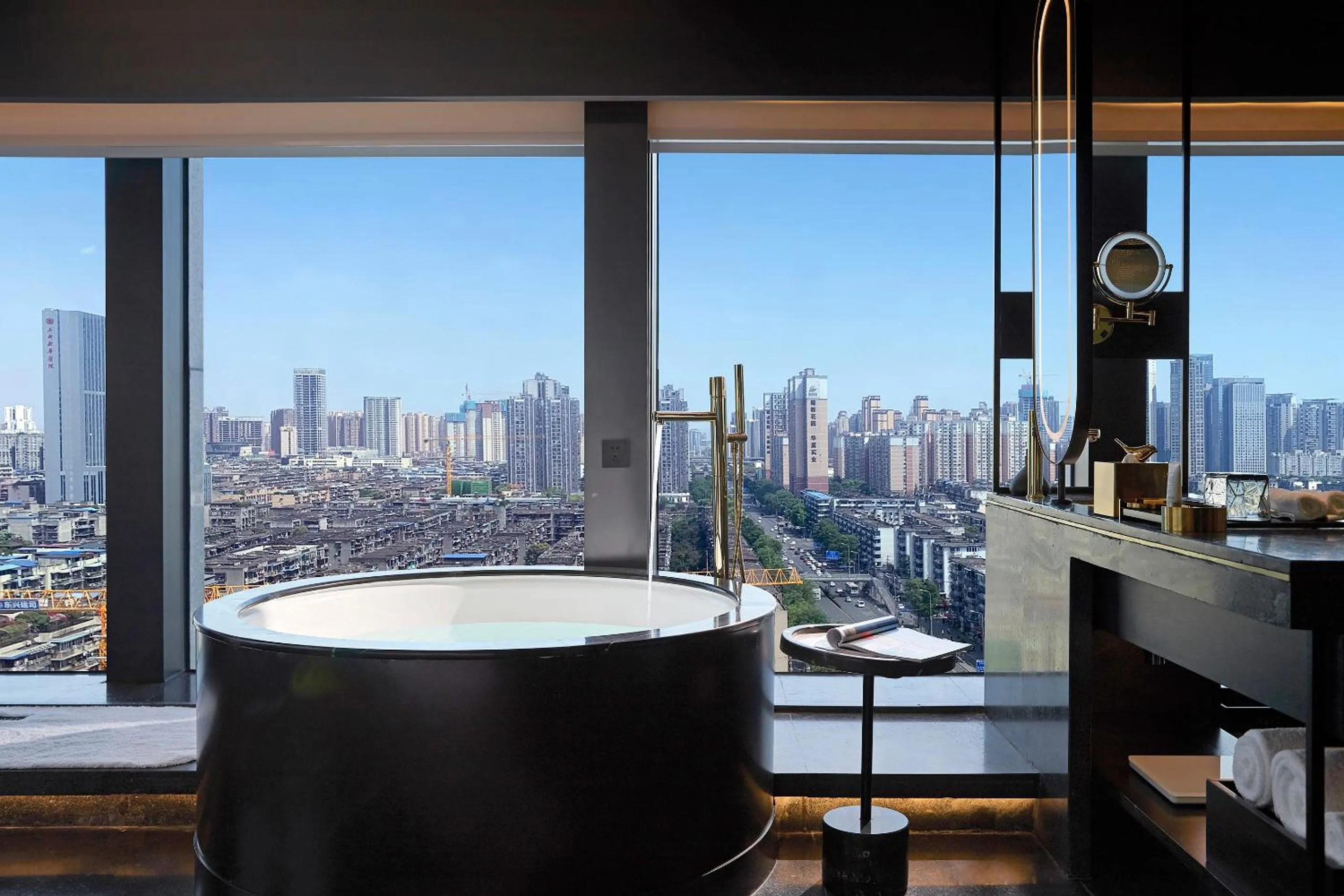 City view in ISEYA Design Hotel Chengdu Taikoo Li