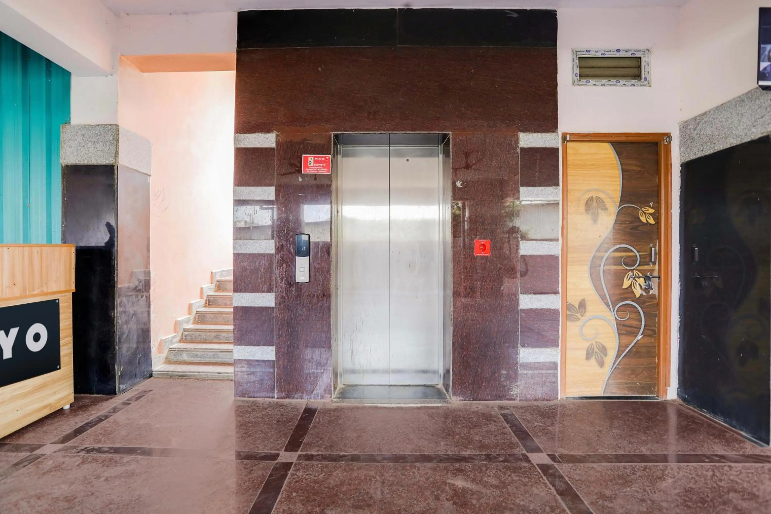 Lobby or reception in Hotel O 11 Eleven