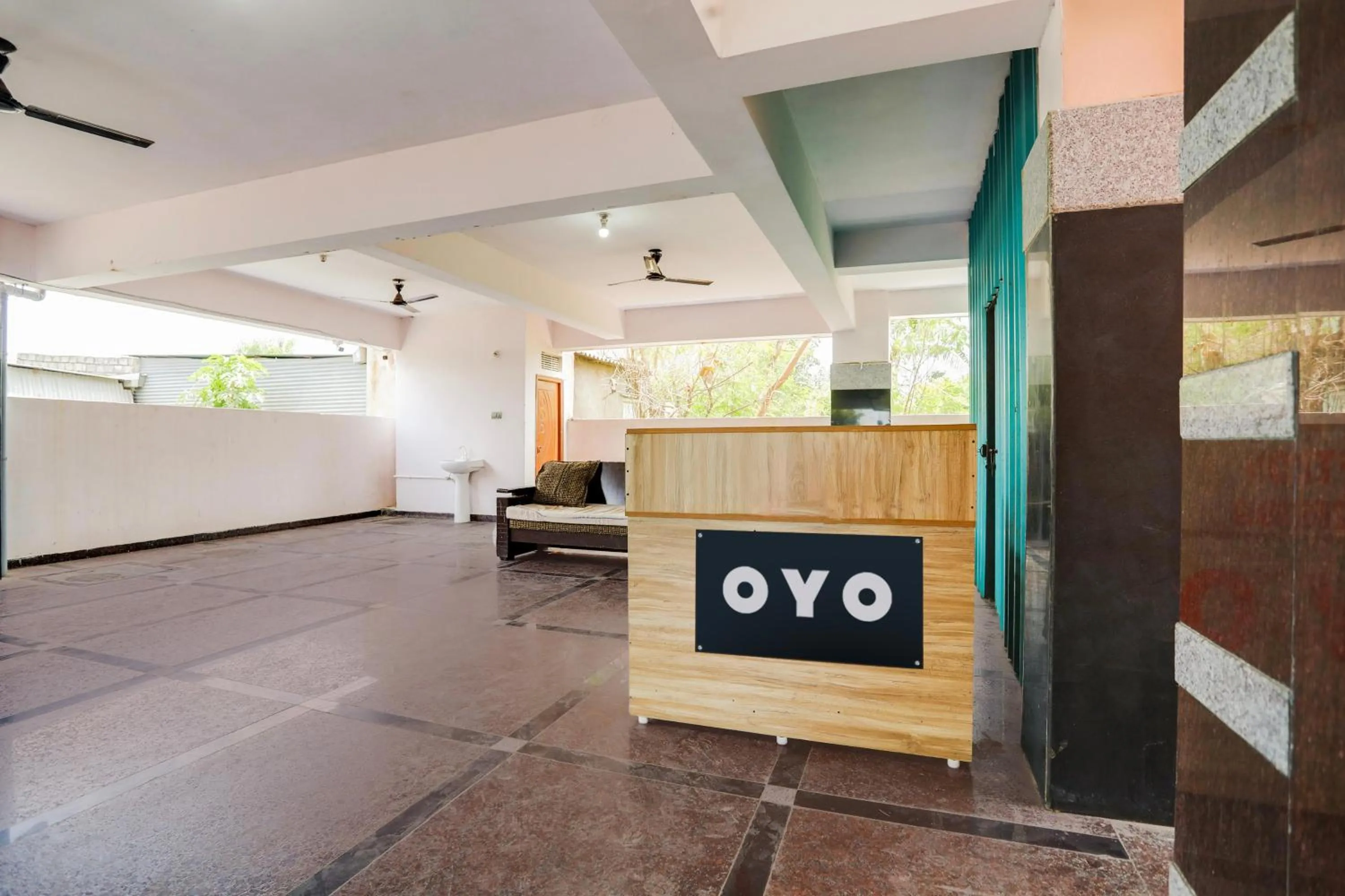 Lobby or reception in Hotel O 11 Eleven