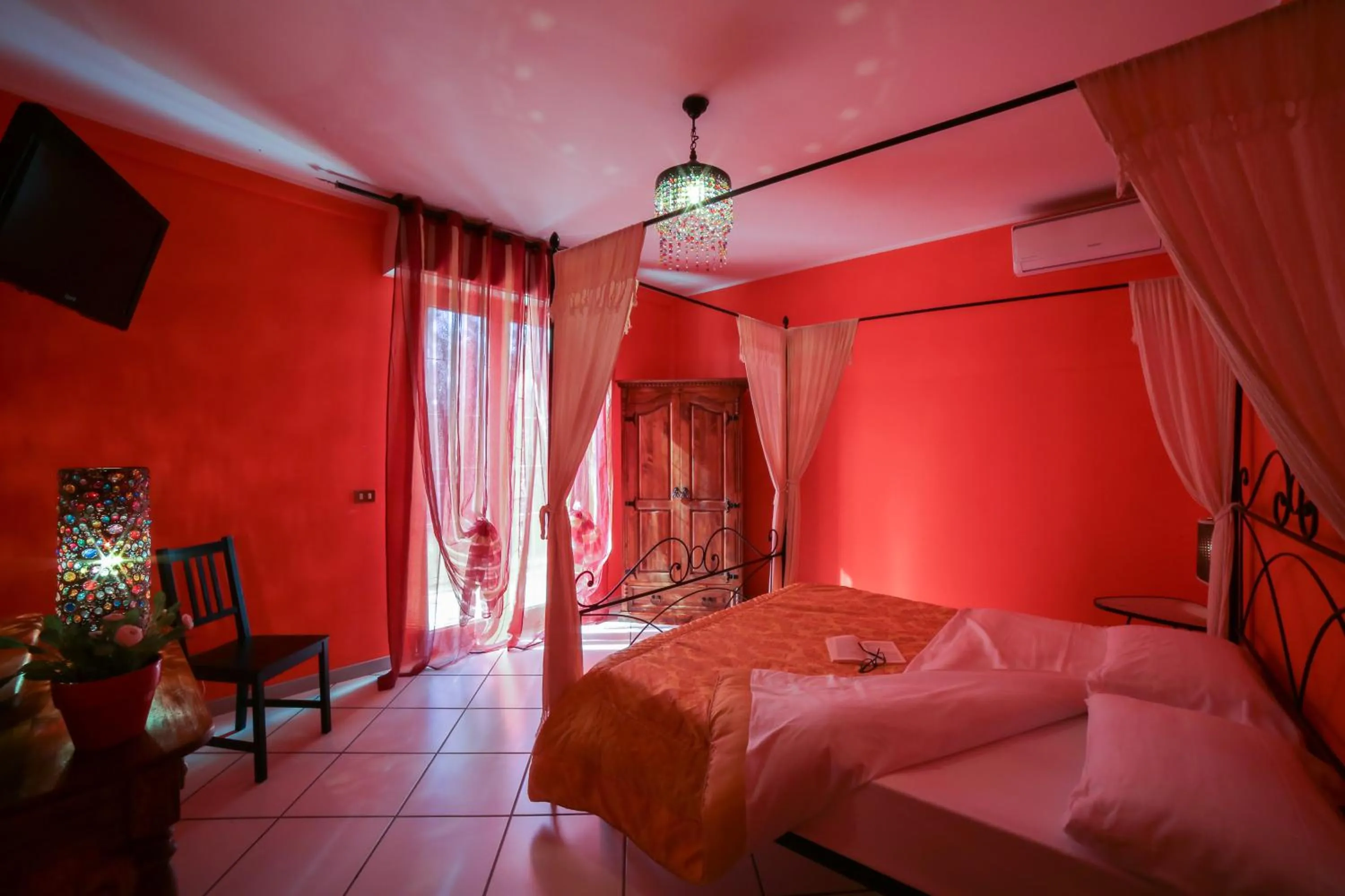 Bedroom, Bed in Casale delle Rose B&B Fattoria