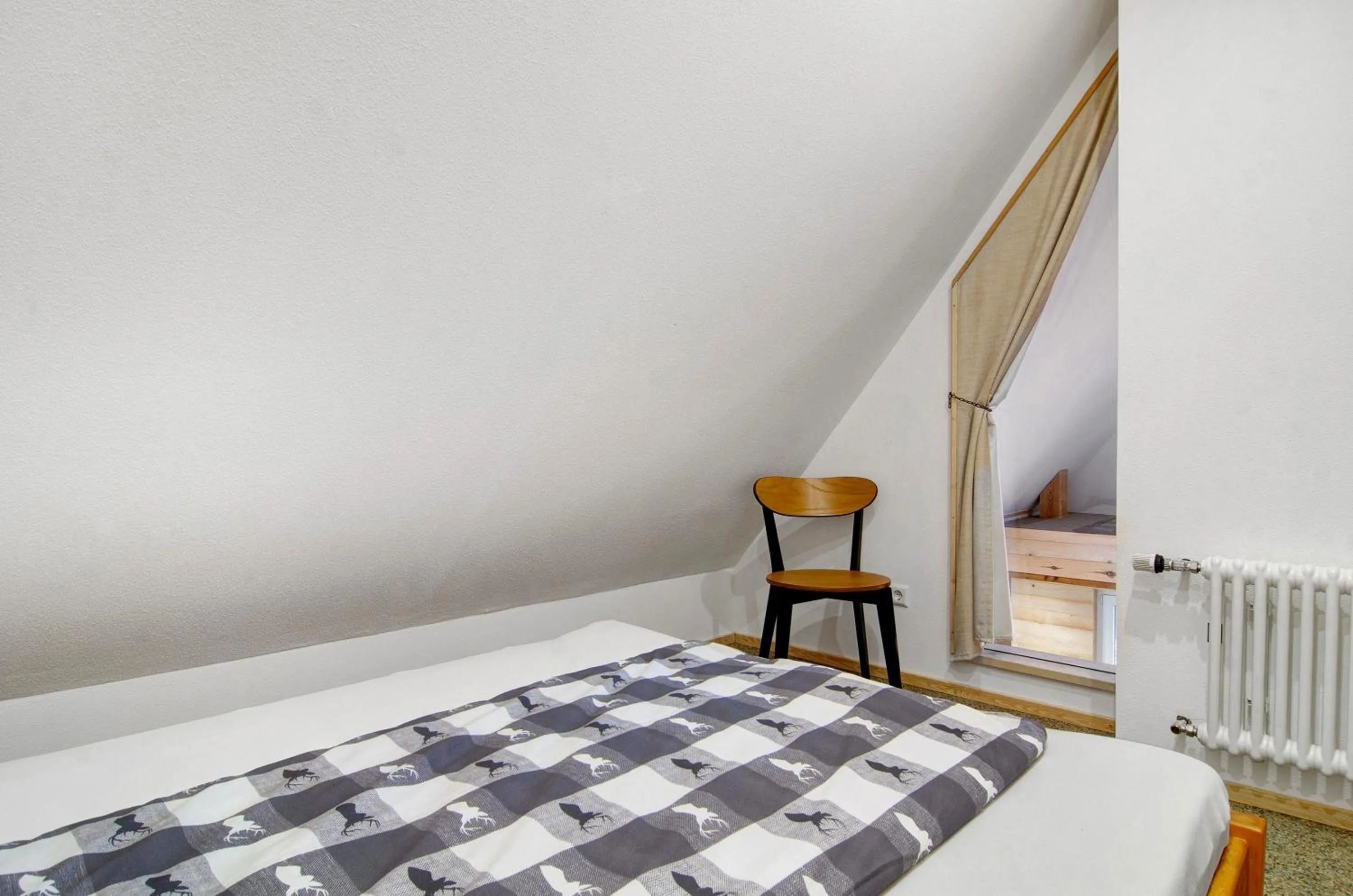 Property building, Bed in Pension Ferienwohnung Baarblick
