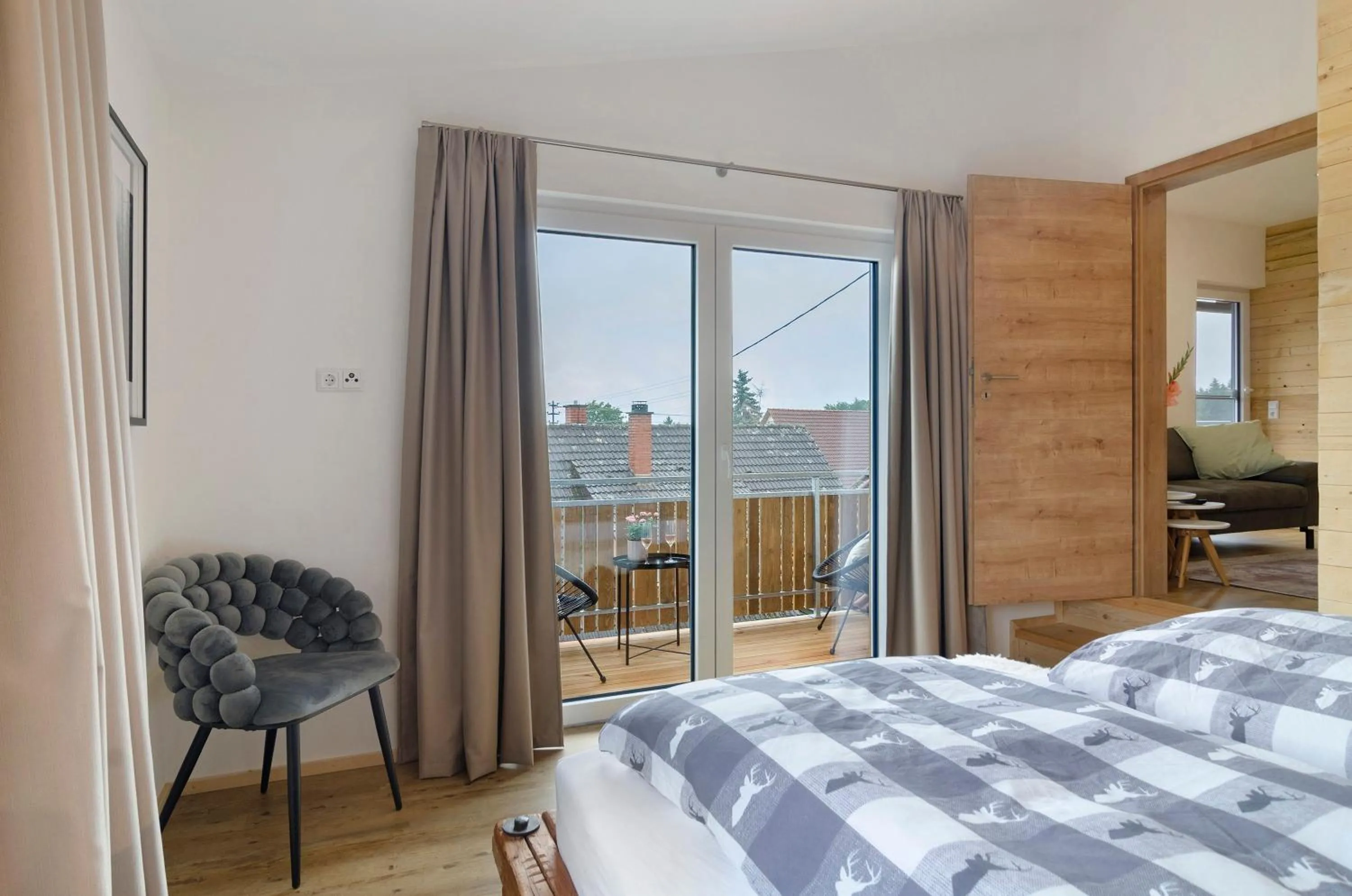 Property building, Bed in Pension Ferienwohnung Baarblick