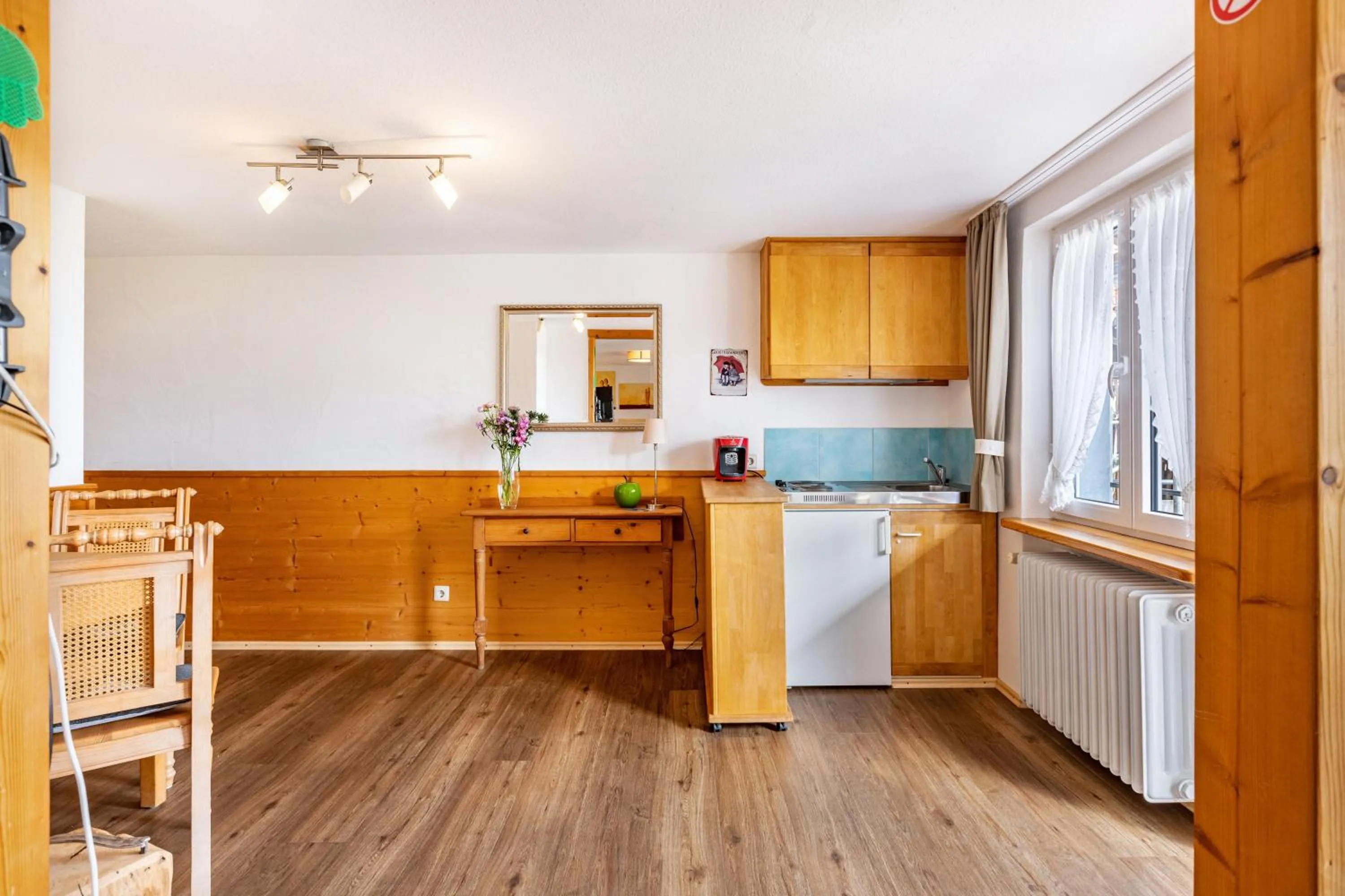 Kitchen or kitchenette in Pension Ferienwohnung Baarblick