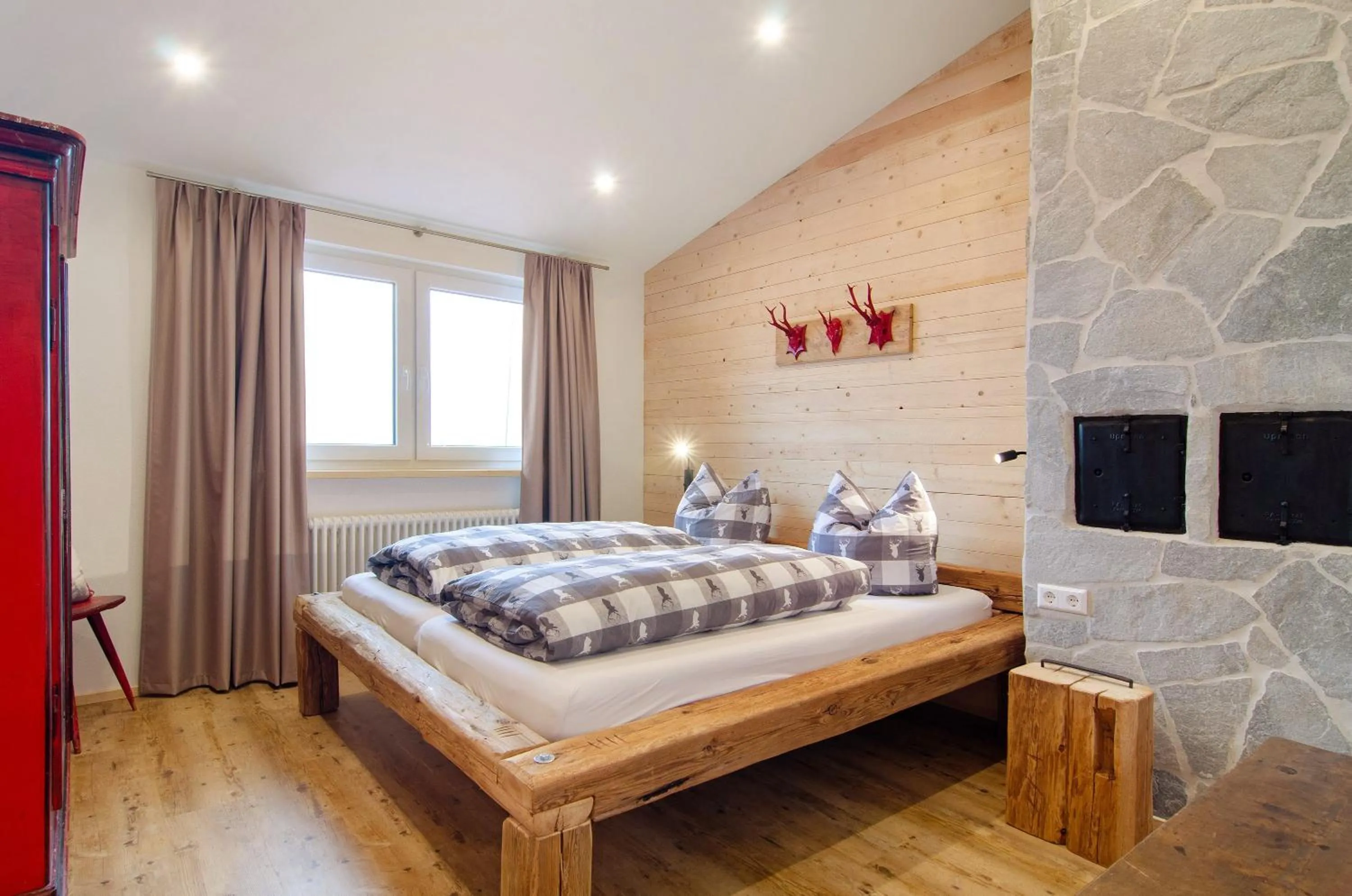 Living room, Bed in Pension Ferienwohnung Baarblick
