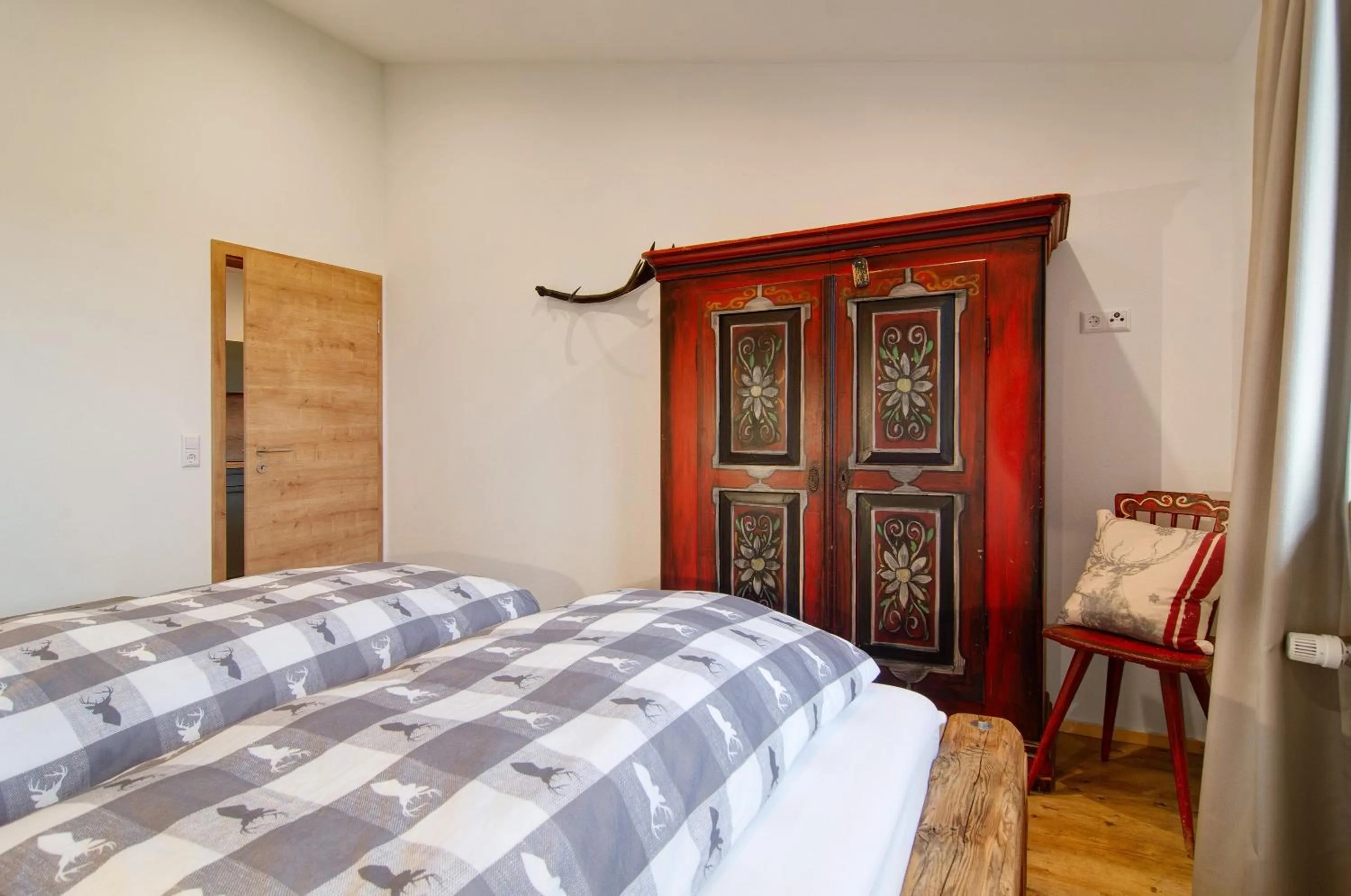 Living room, Bed in Pension Ferienwohnung Baarblick
