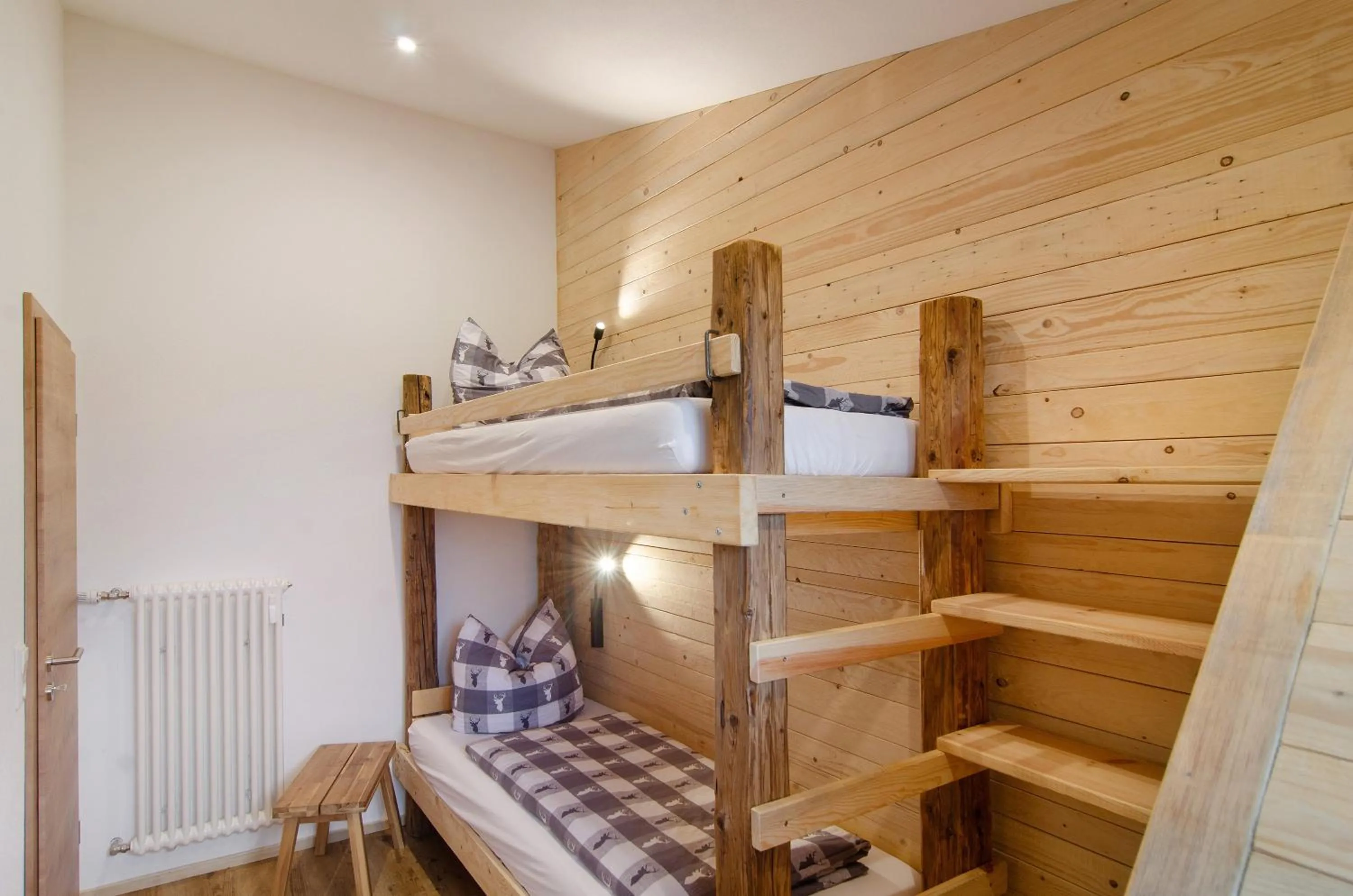 Property building, Bed in Pension Ferienwohnung Baarblick
