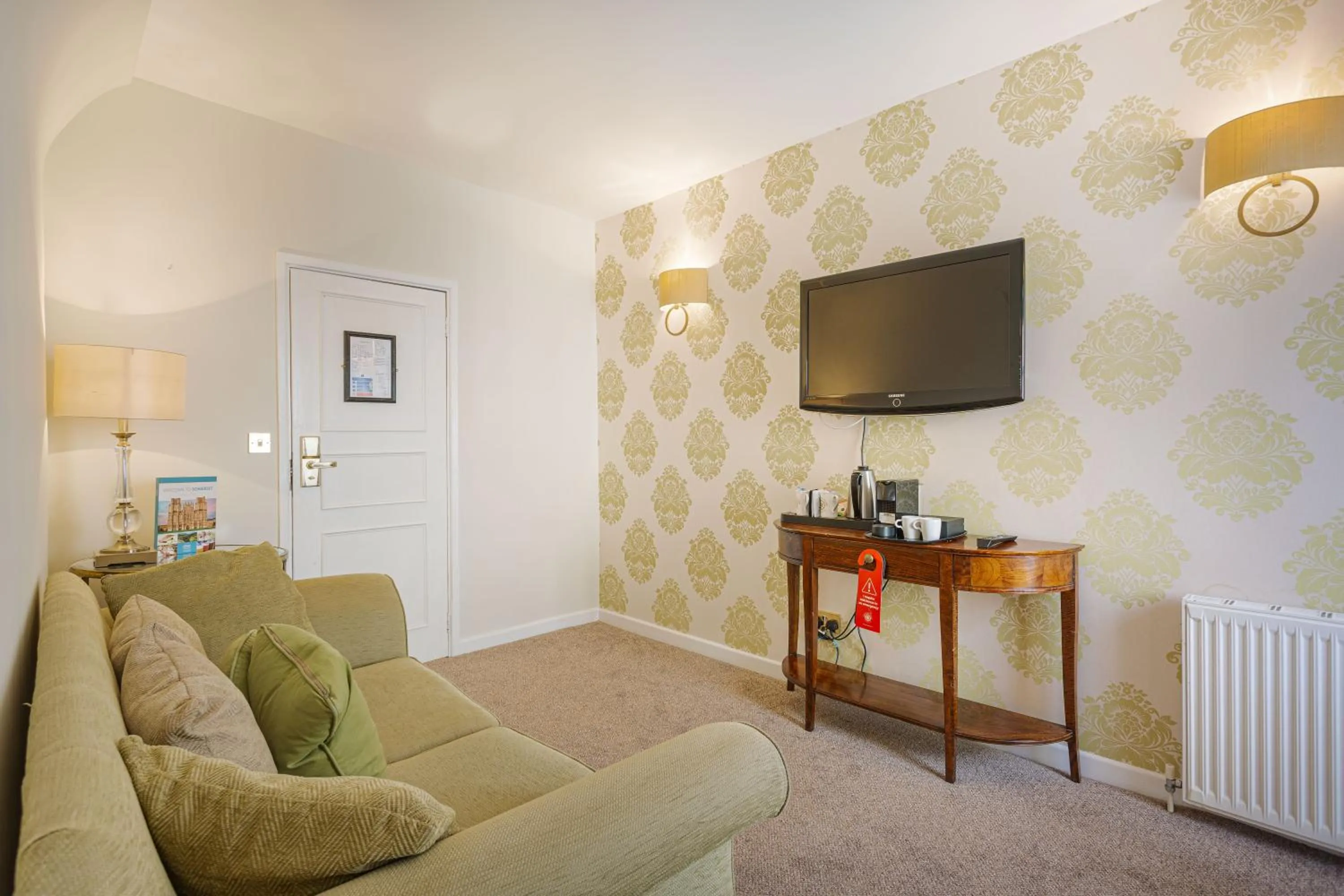 The Swan Hotel, Wells, Somerset - The Coaching Inn Group
