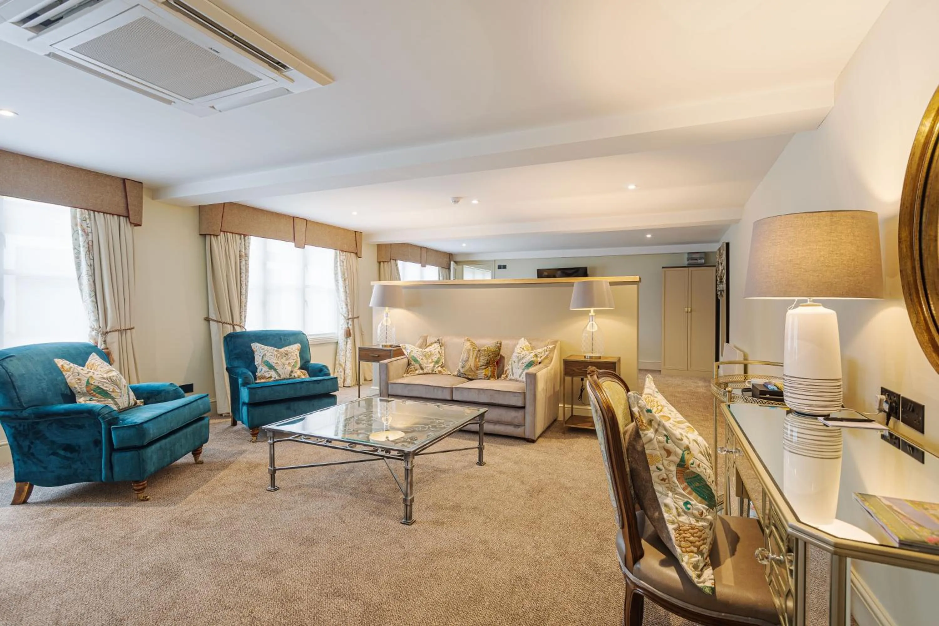 The Swan Hotel, Wells, Somerset - The Coaching Inn Group