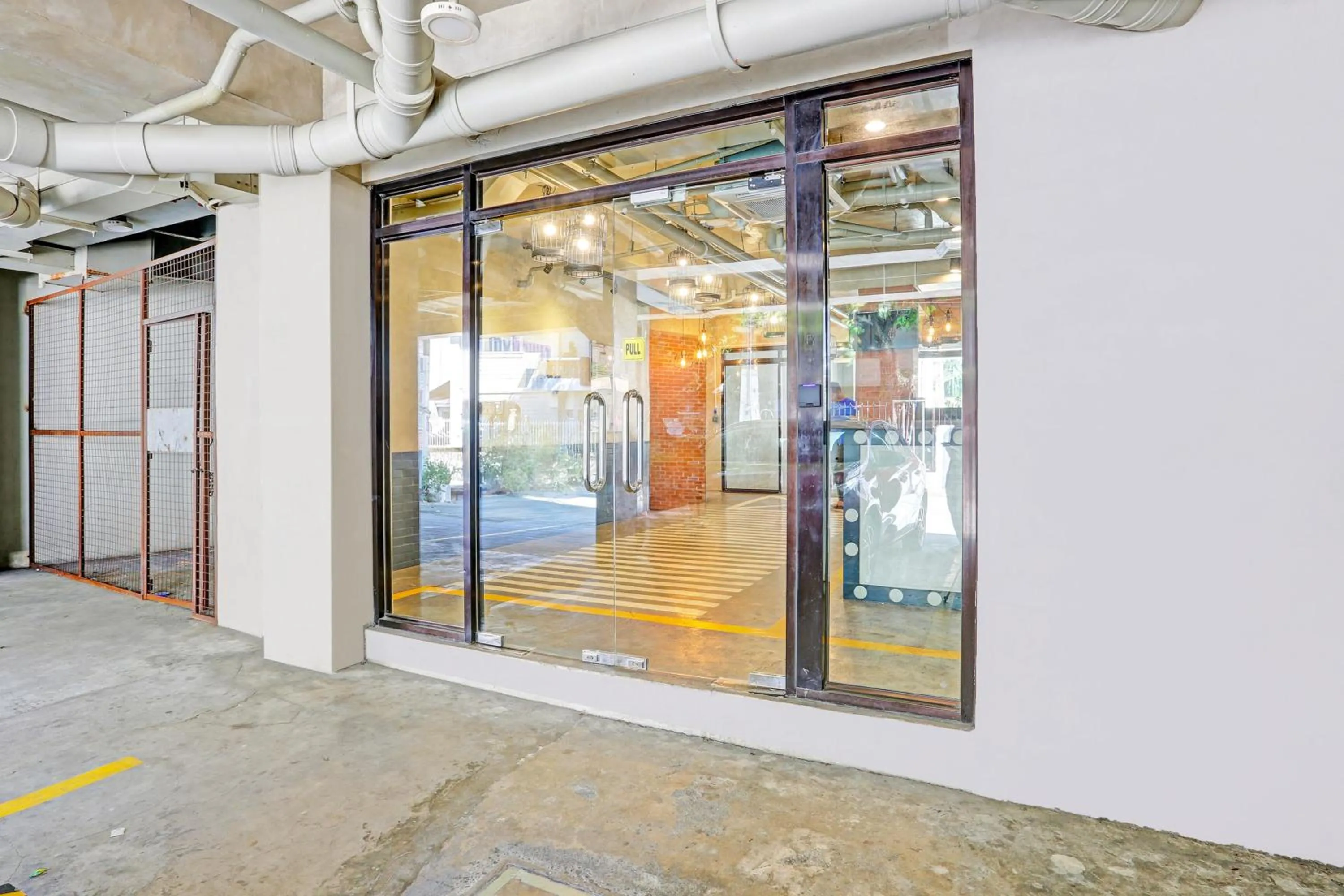 Lobby or reception in Spot On Hostel ,Taguig Manila Formerly MYTOWN HongKong