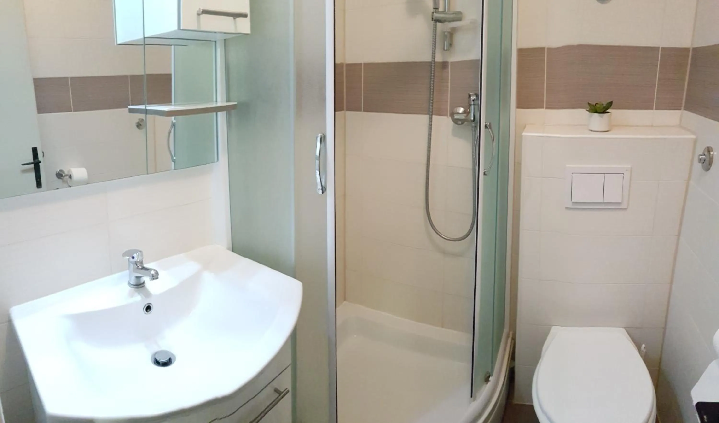 Toilet in Apartments Coko