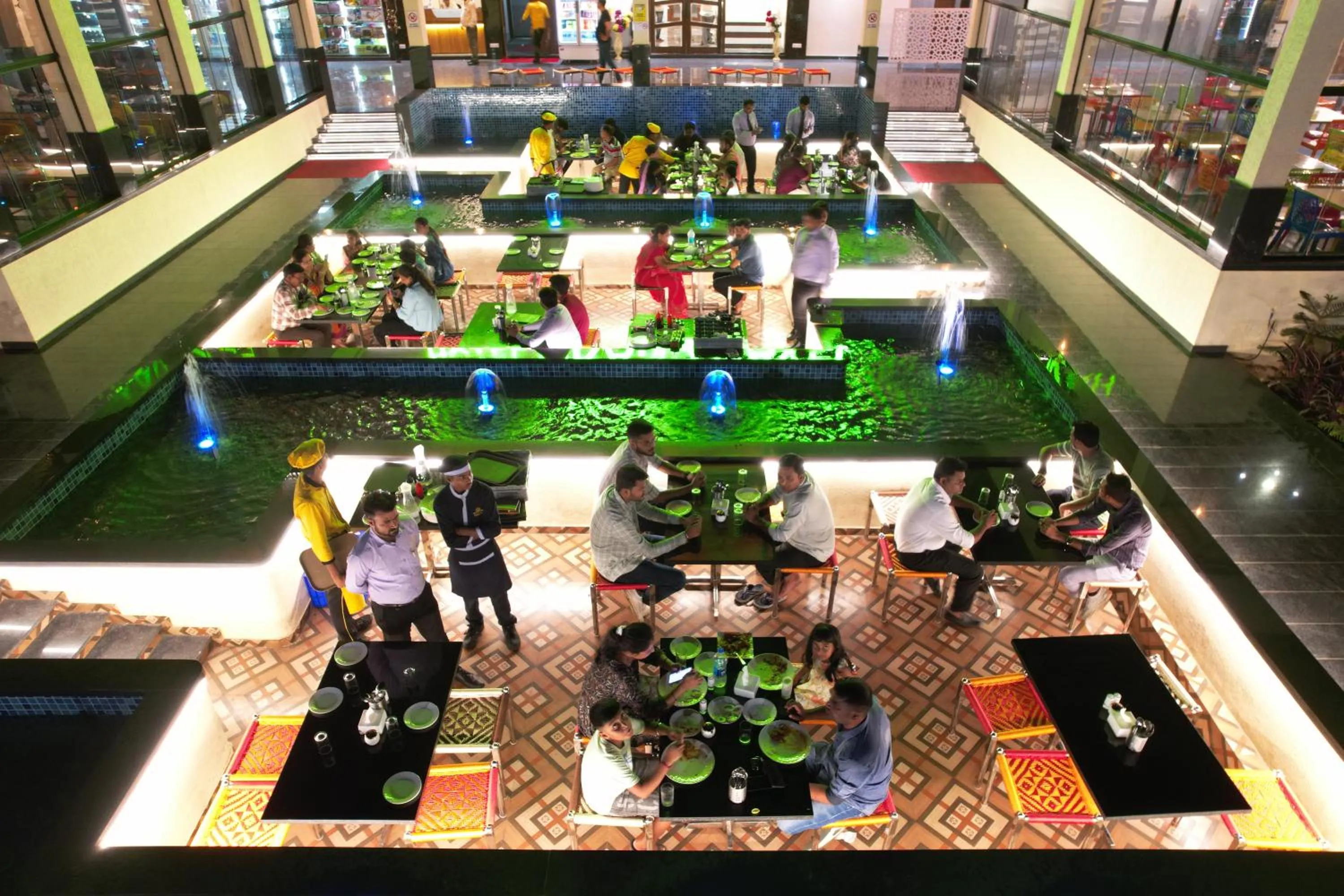 Restaurant/places to eat in Hotel Grand Haveli