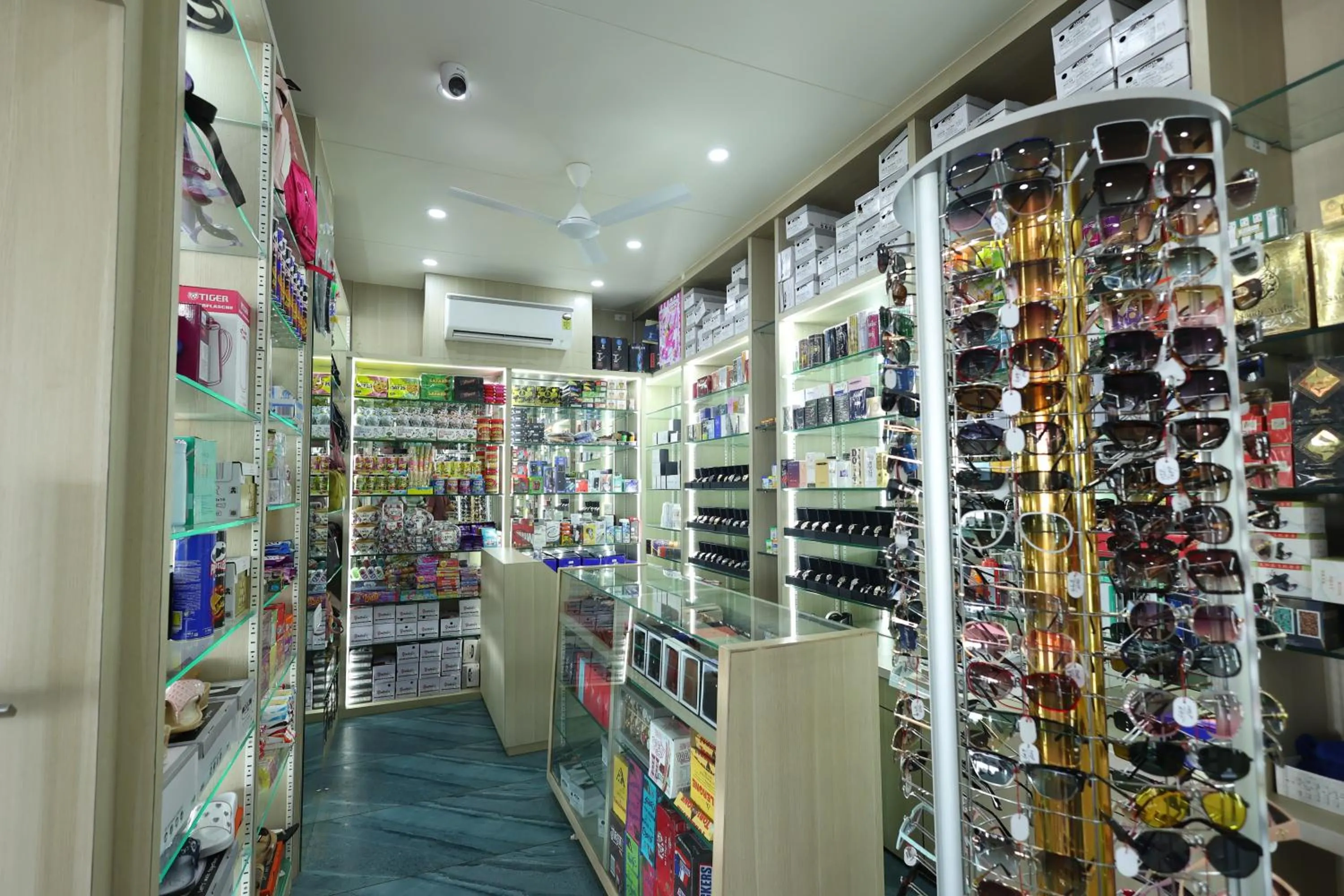 Shopping Area in Hotel Grand Haveli