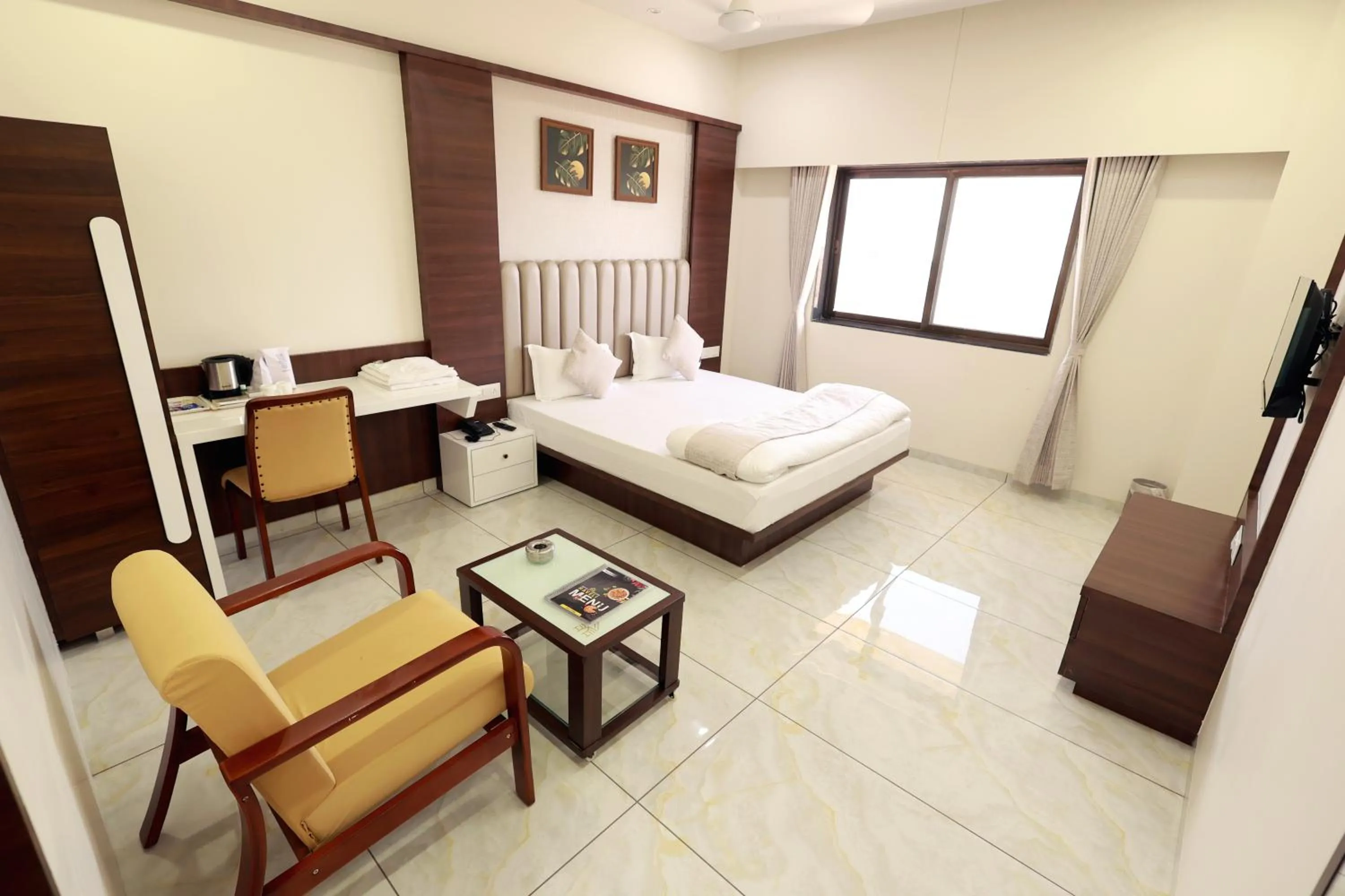 Bedroom, Bed in Hotel Grand Haveli