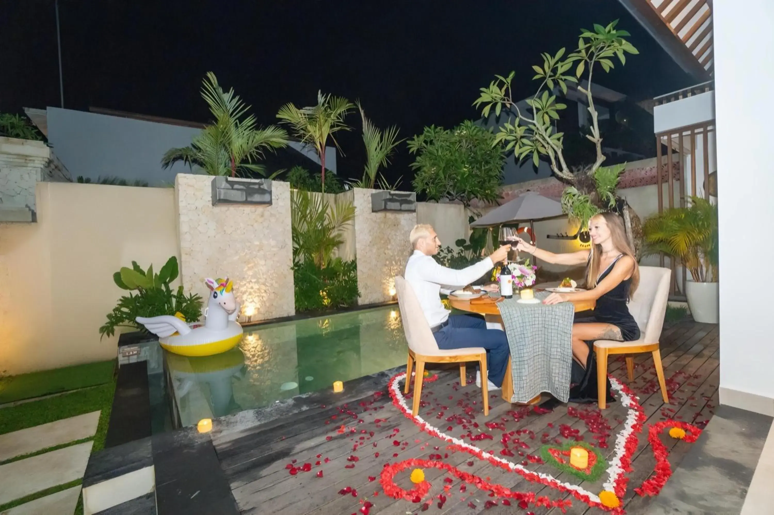 Dinner in The Arca Villas by GenuineHost Dinner in The Arca Villas by GenuineHost